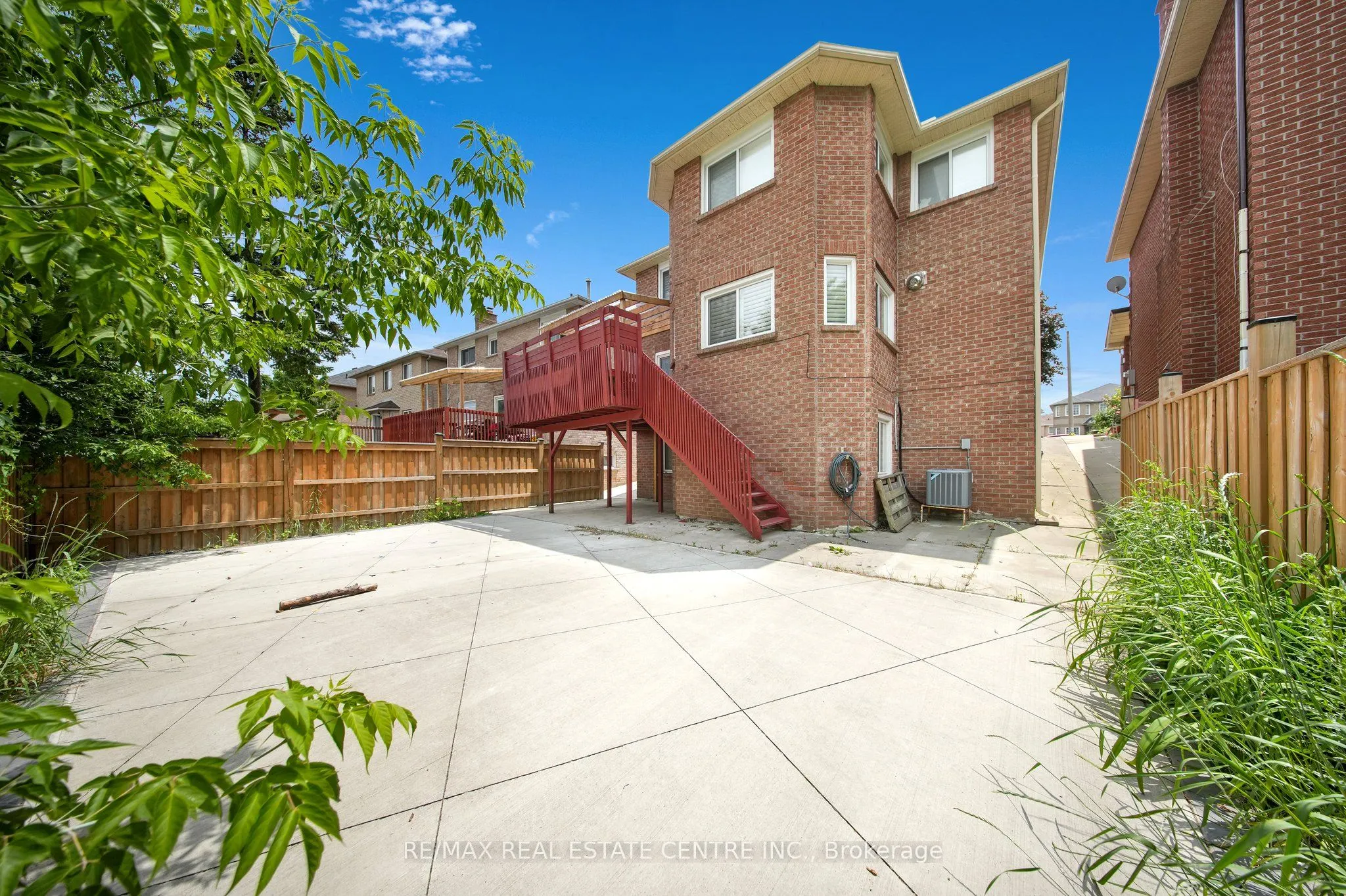 30 Oaklea Boulevard
