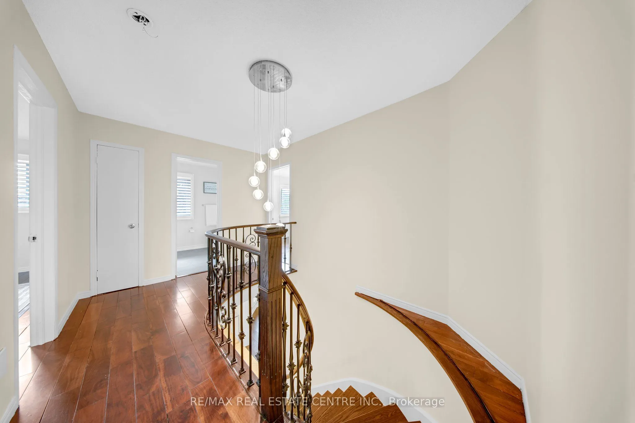 30 Oaklea Boulevard