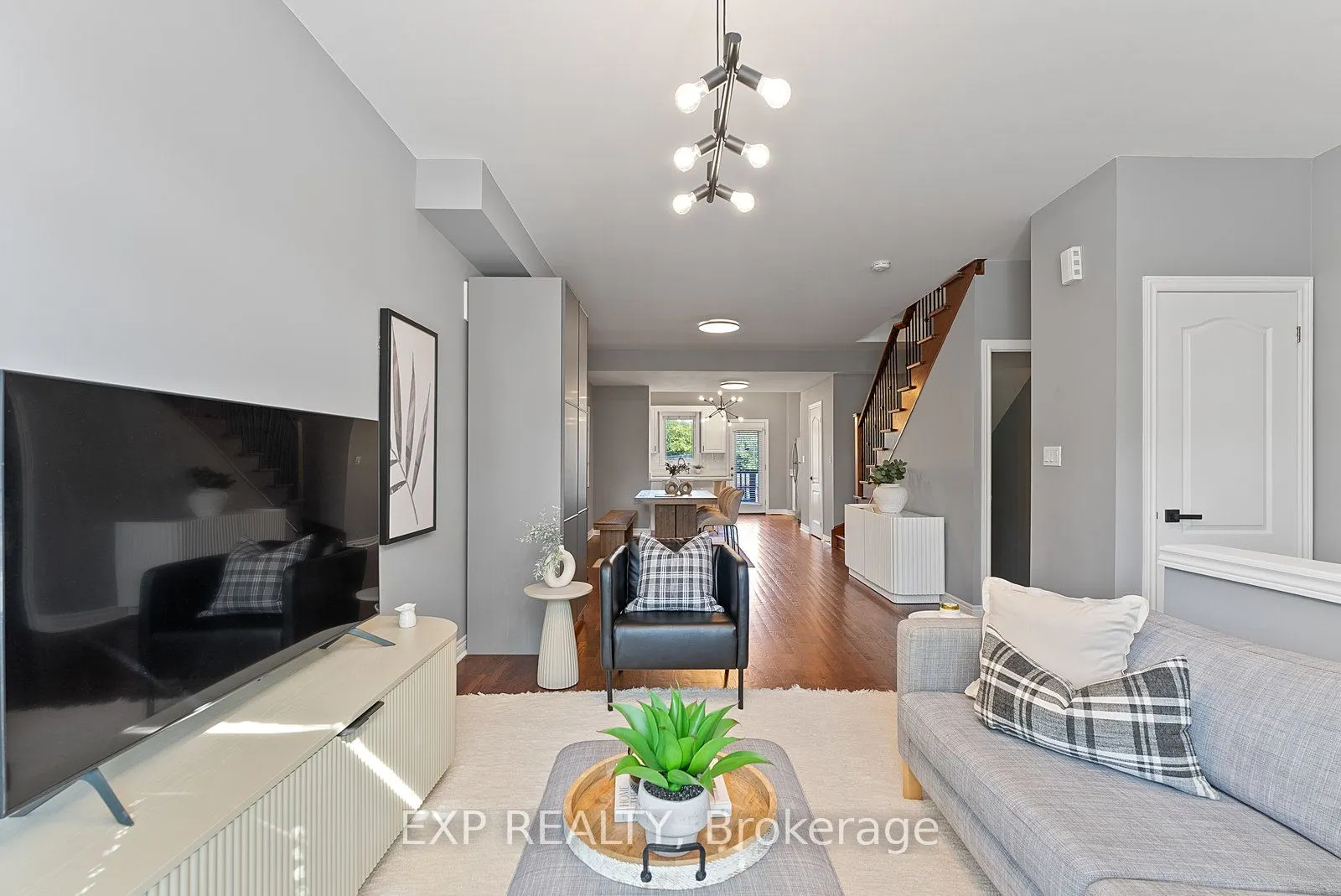 451 Royal York Road