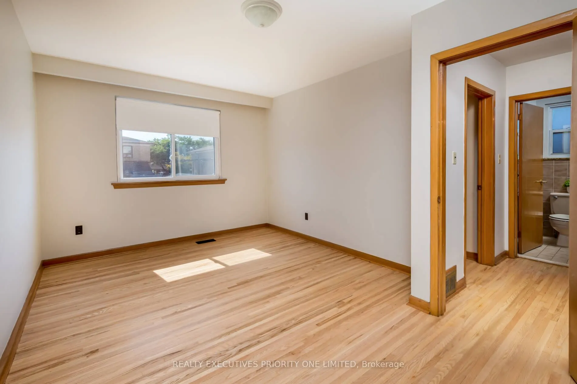 5 Lantos Court