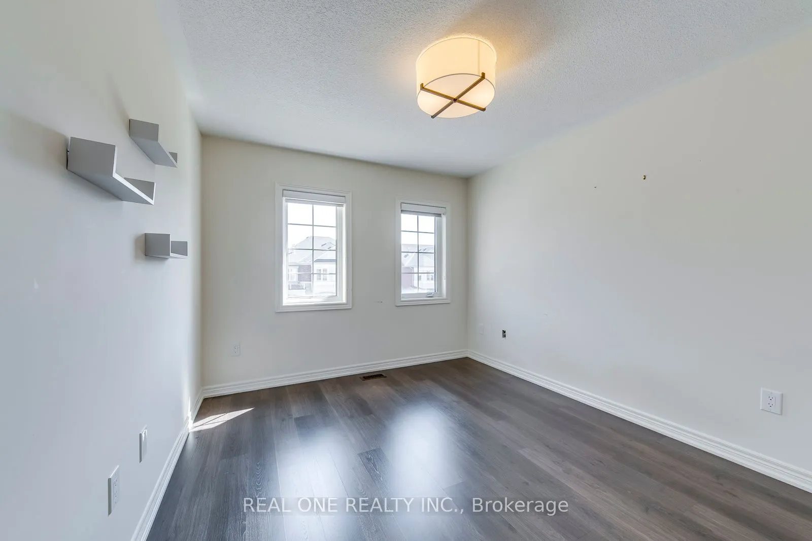 475 George Ryan Avenue