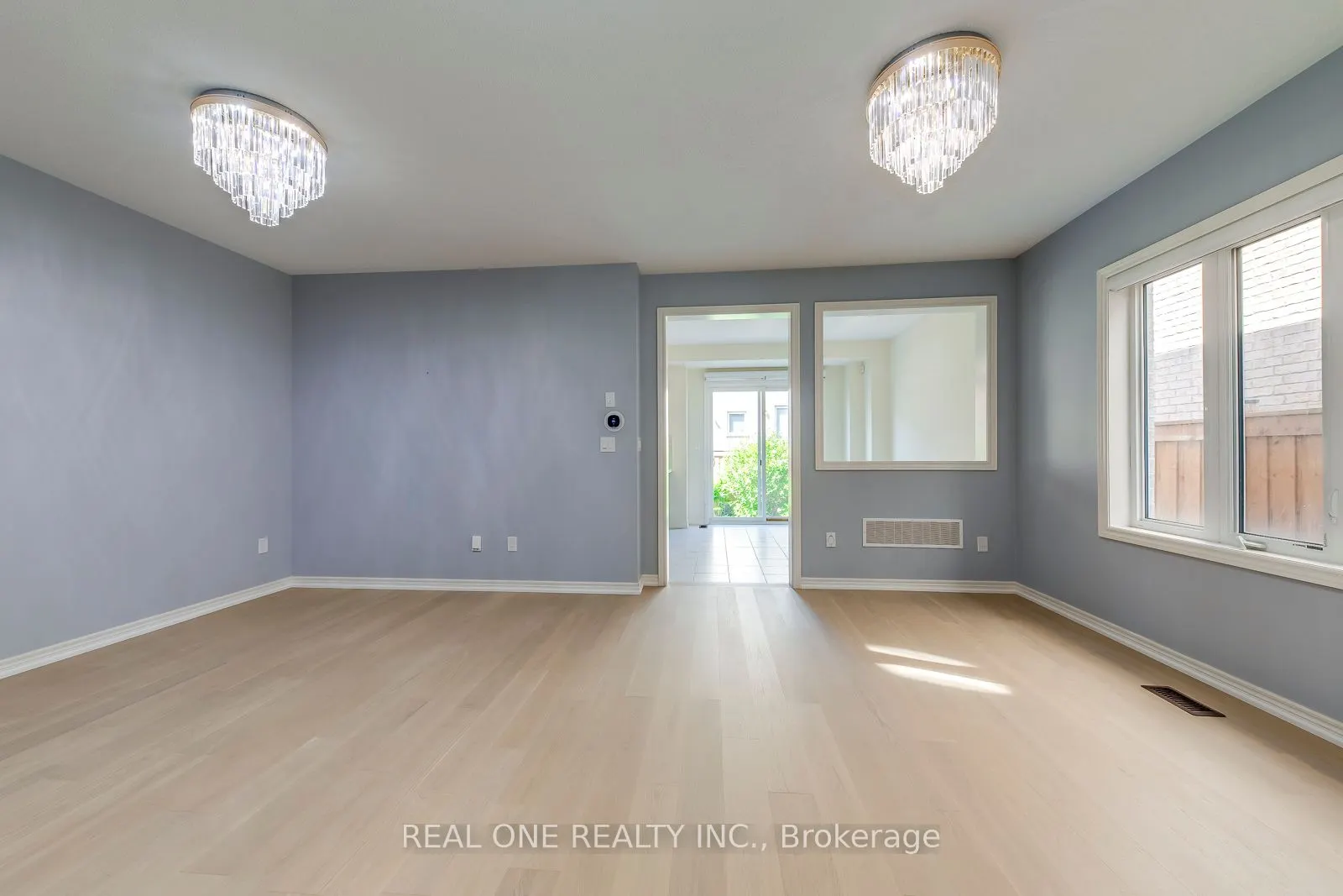 475 George Ryan Avenue