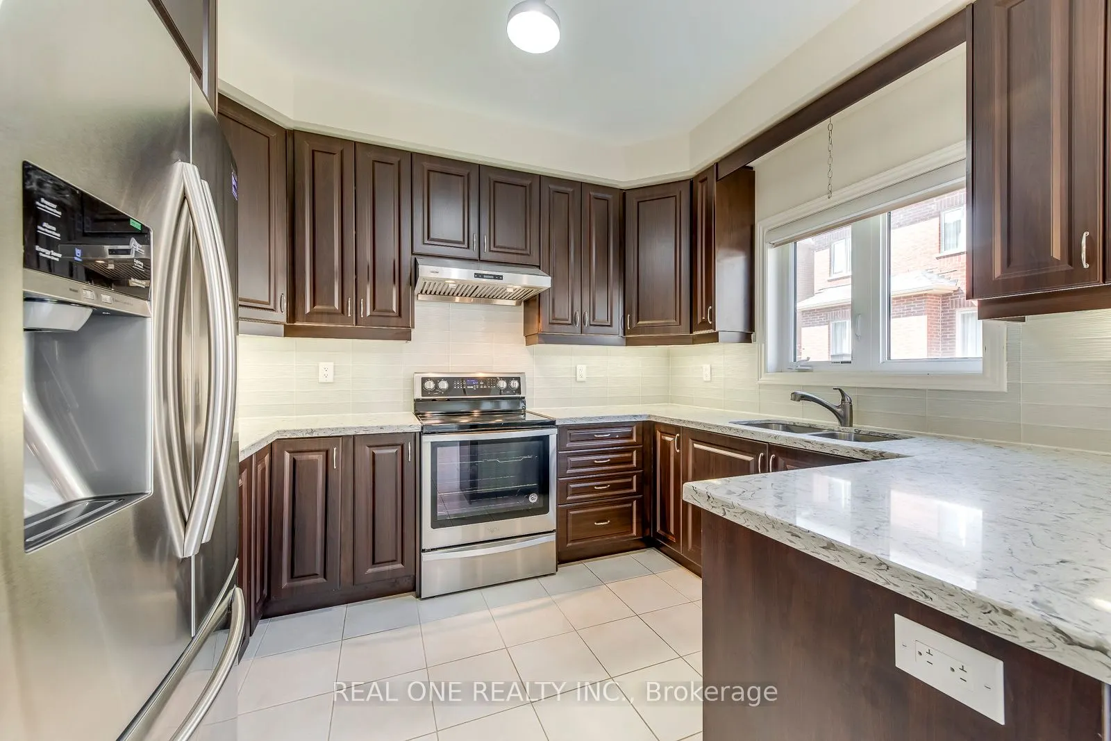 475 George Ryan Avenue