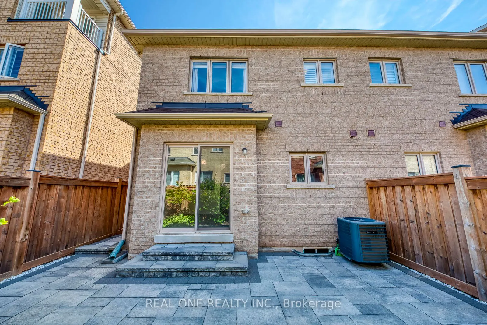 475 George Ryan Avenue