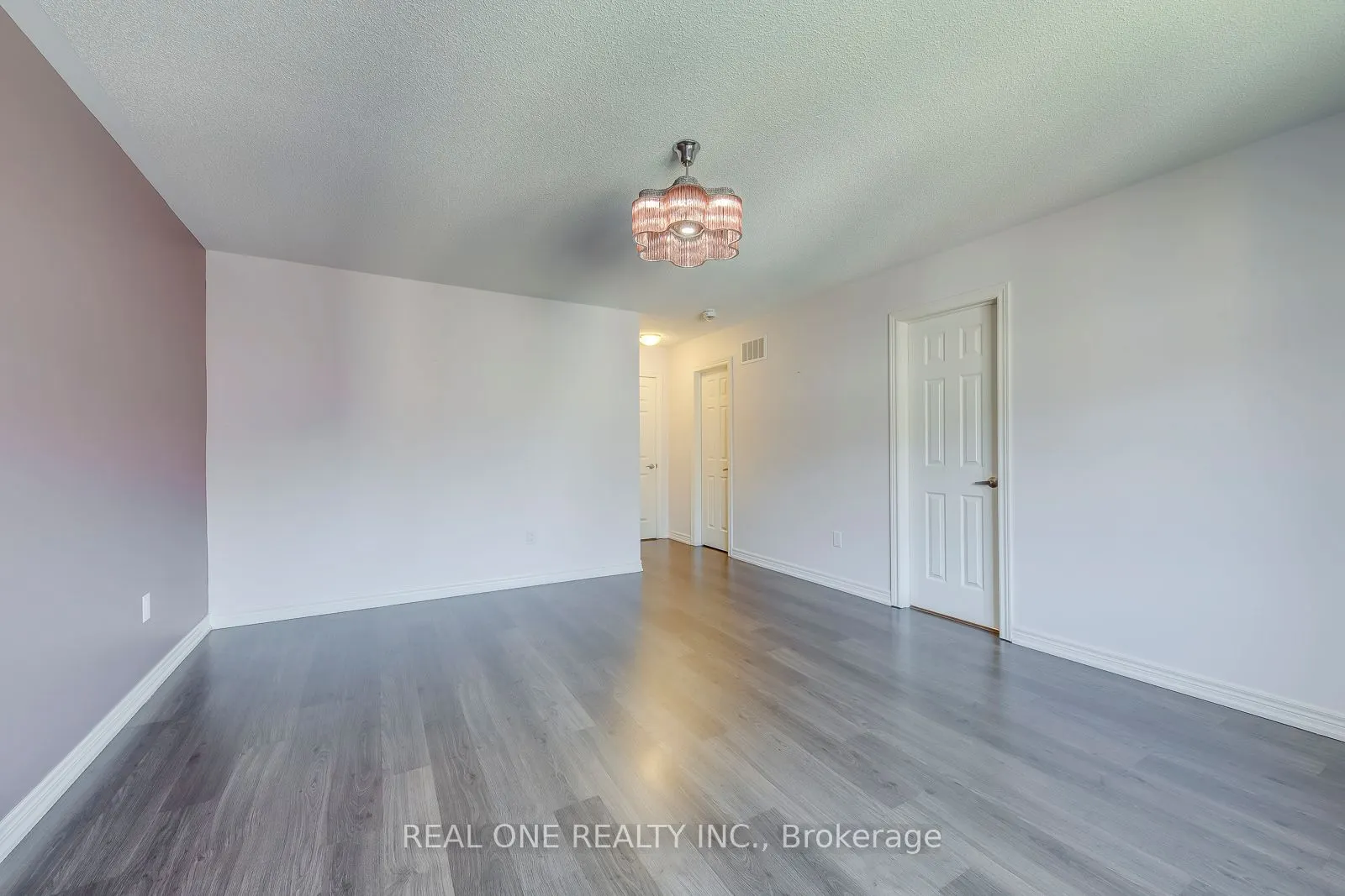 475 George Ryan Avenue