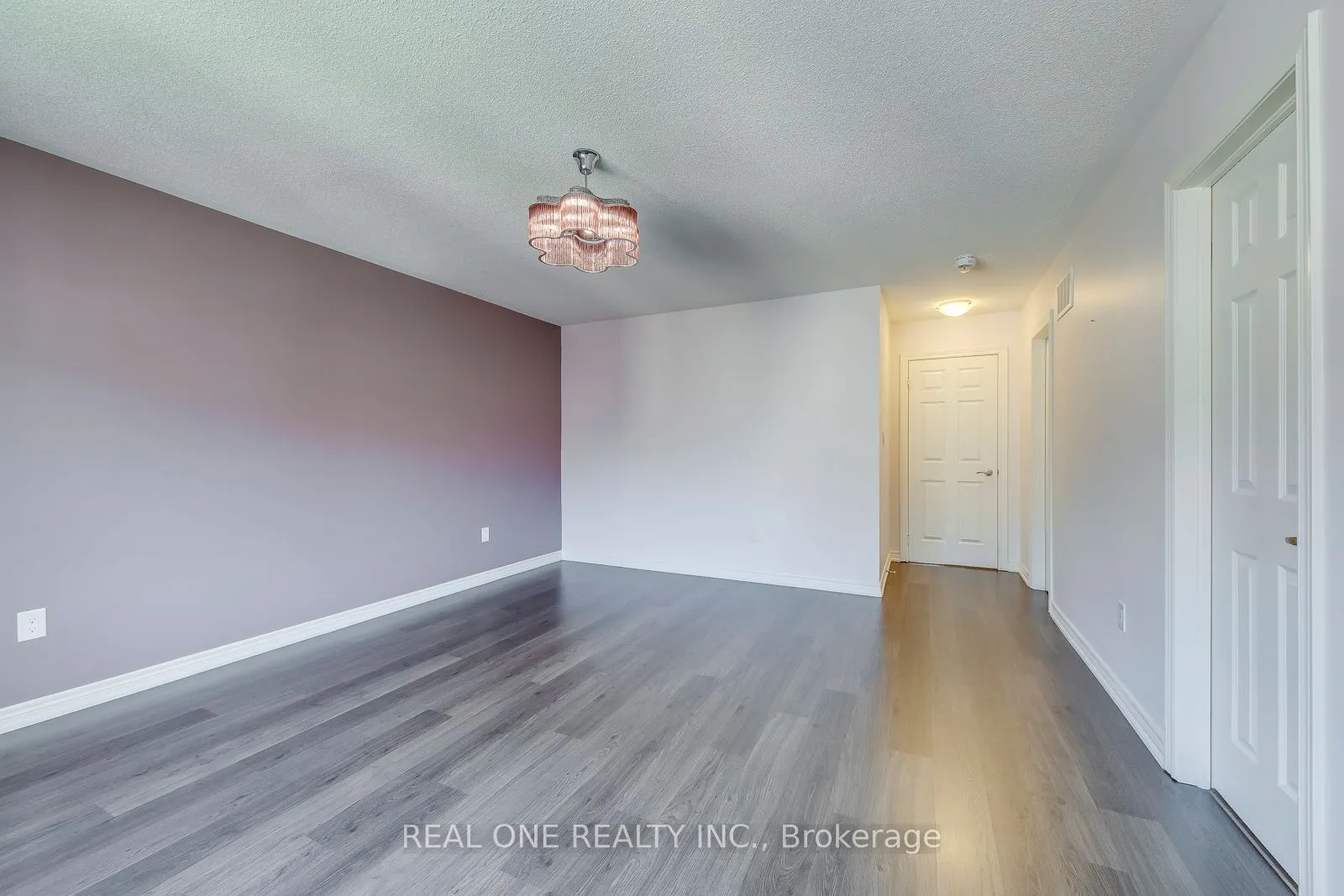 475 George Ryan Avenue