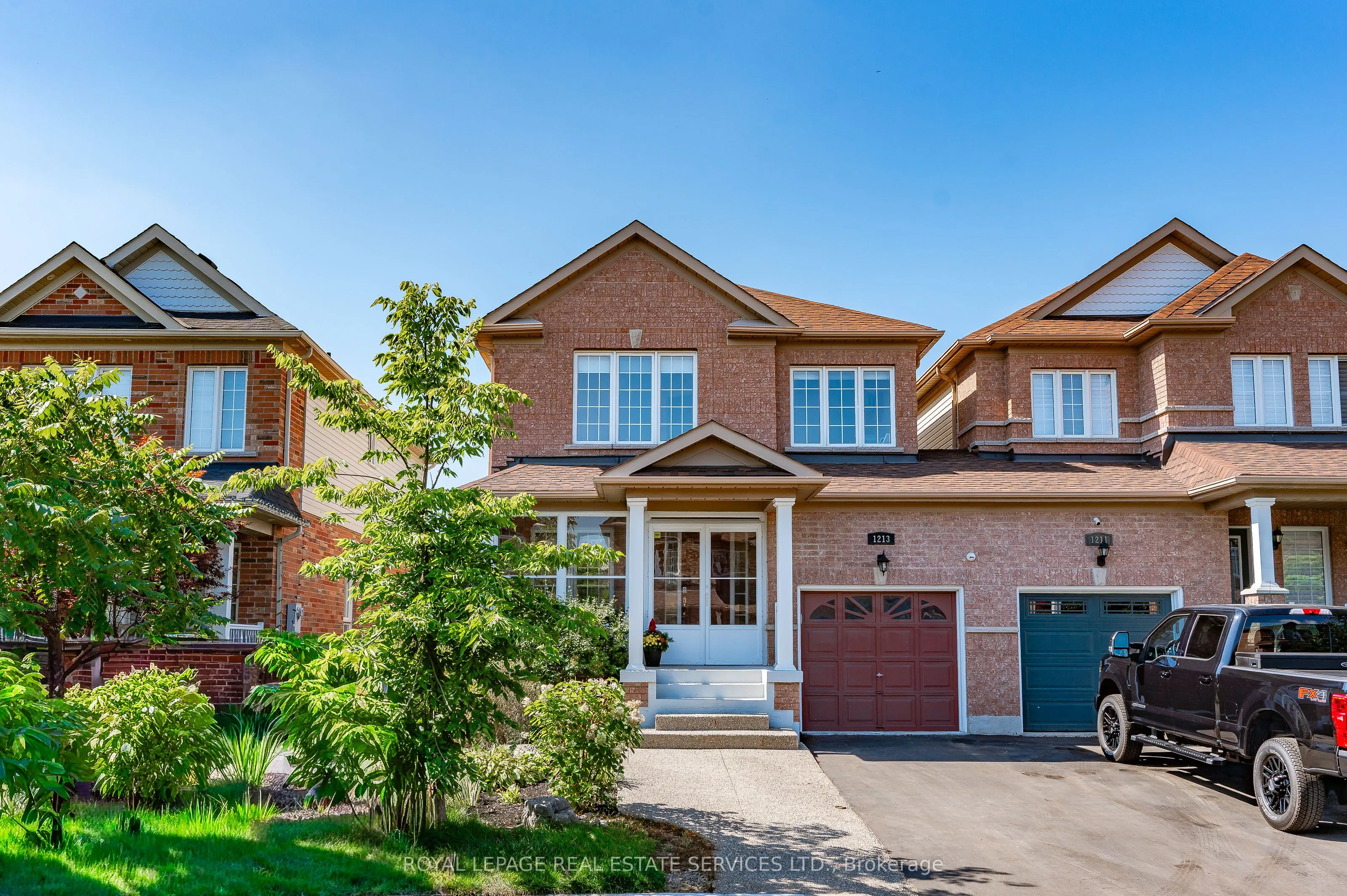 1213 Bonin Crescent