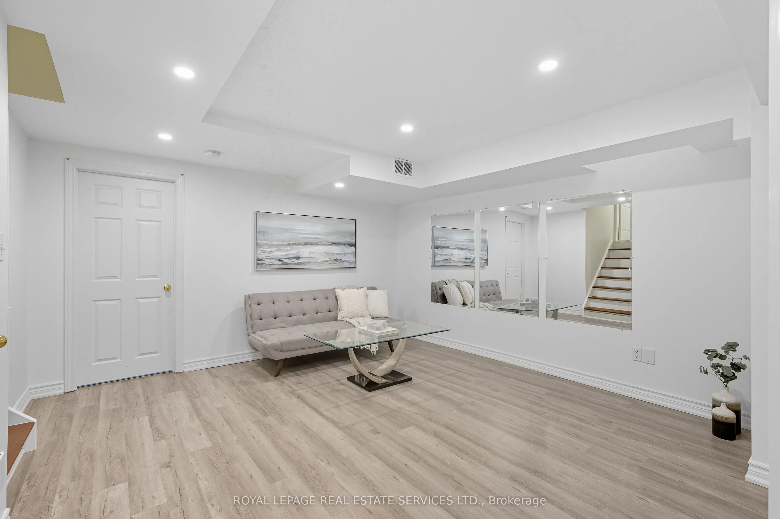 1213 Bonin Crescent