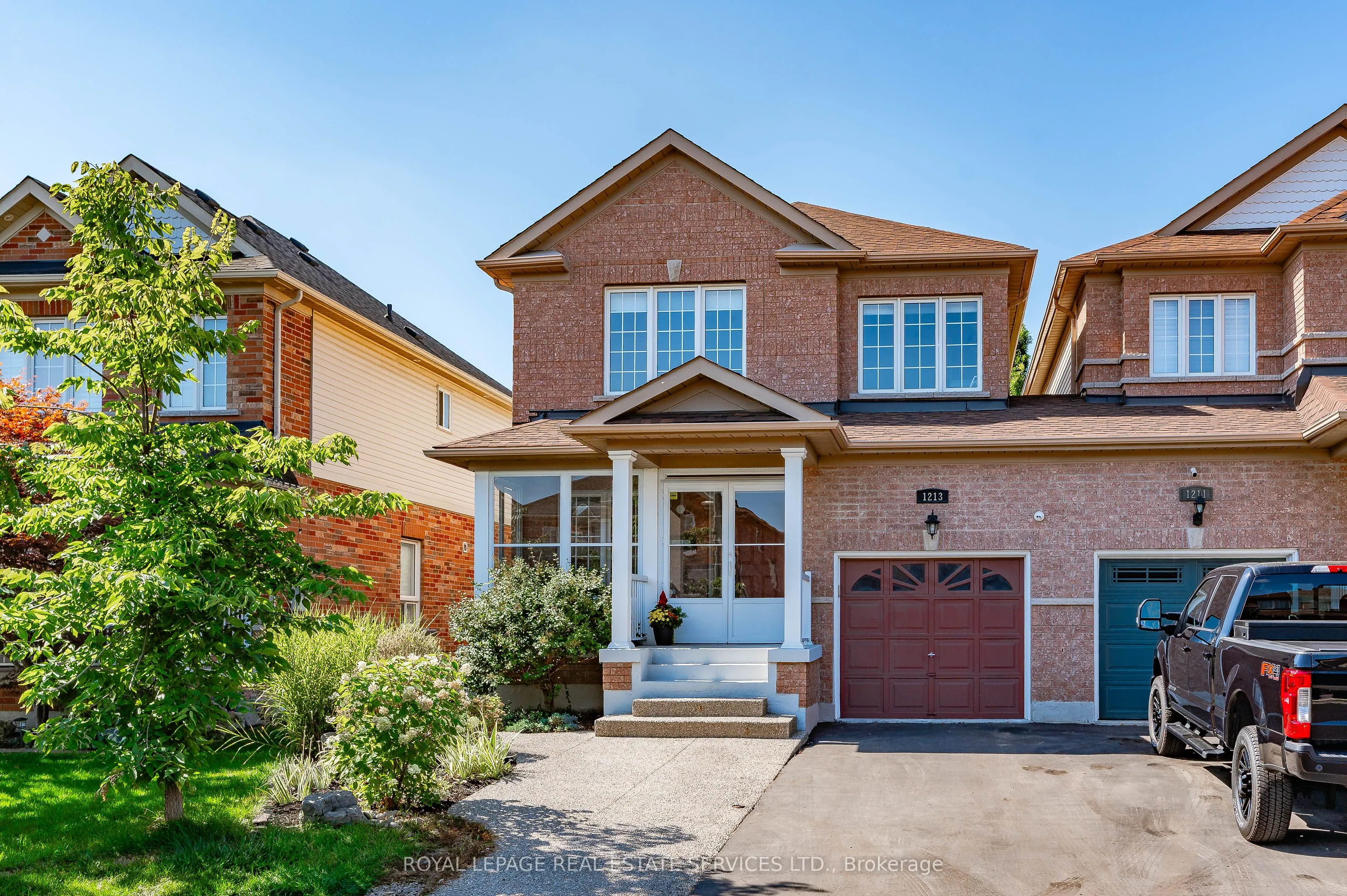 1213 Bonin Crescent