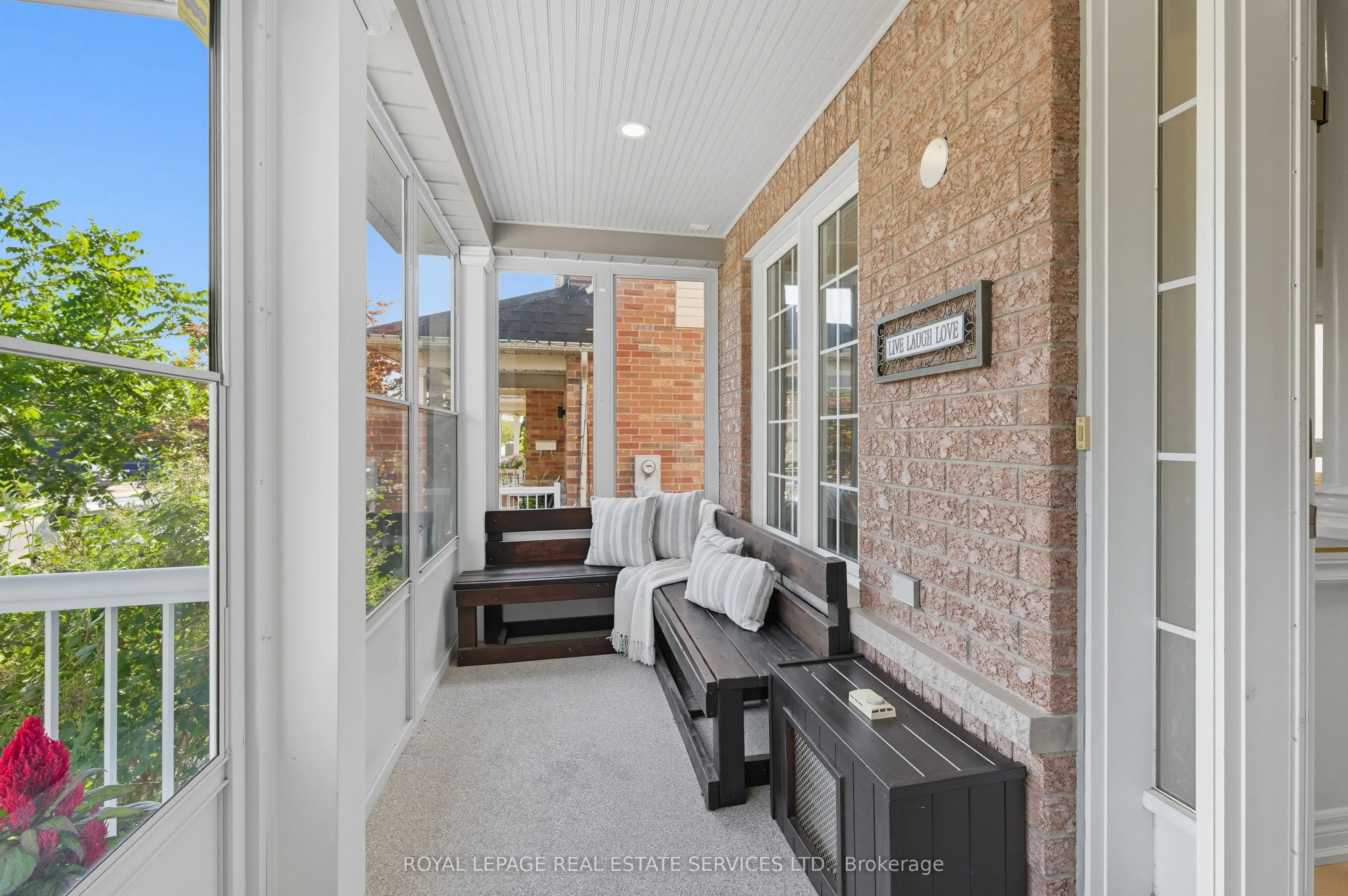 1213 Bonin Crescent