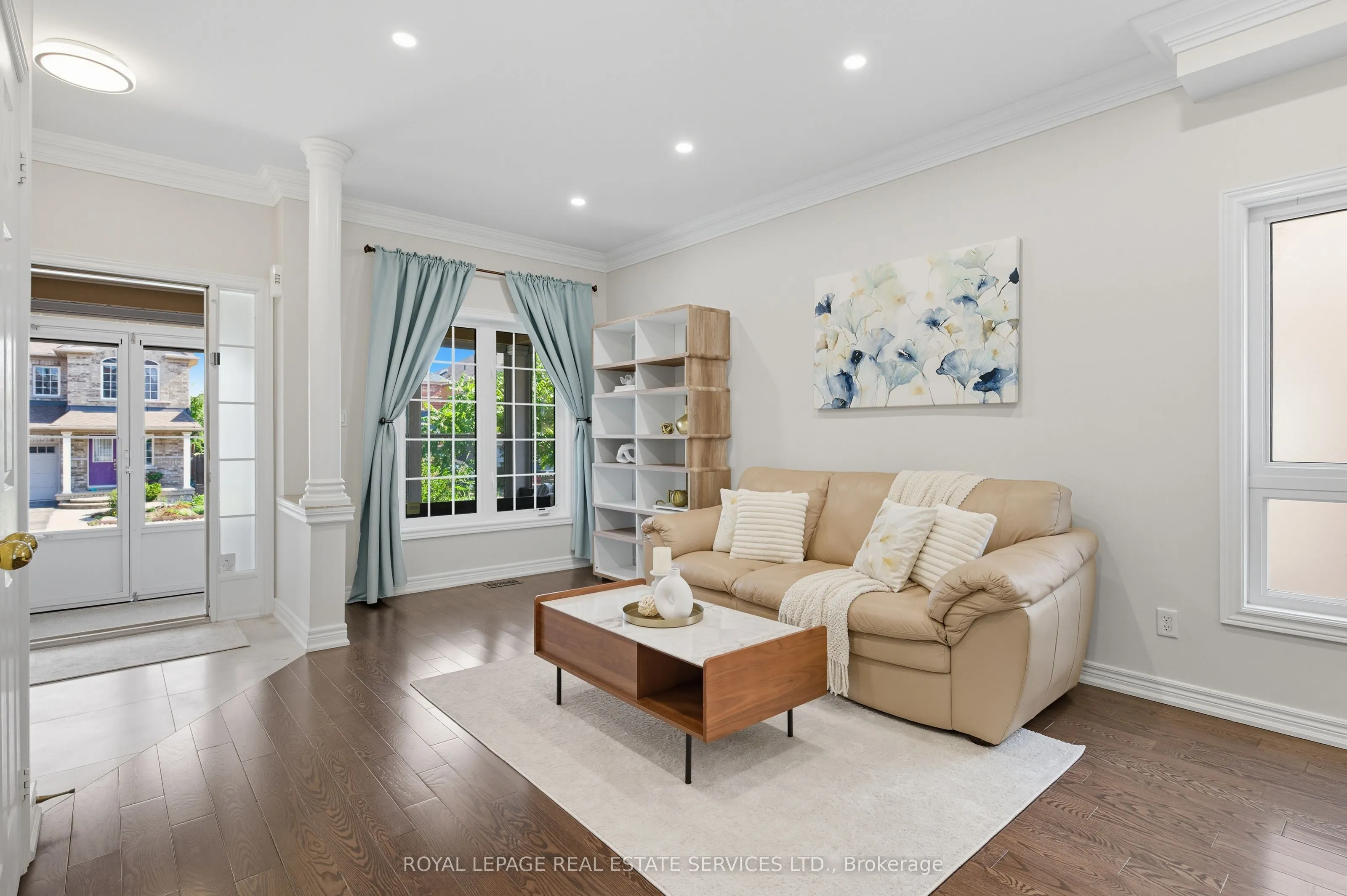1213 Bonin Crescent