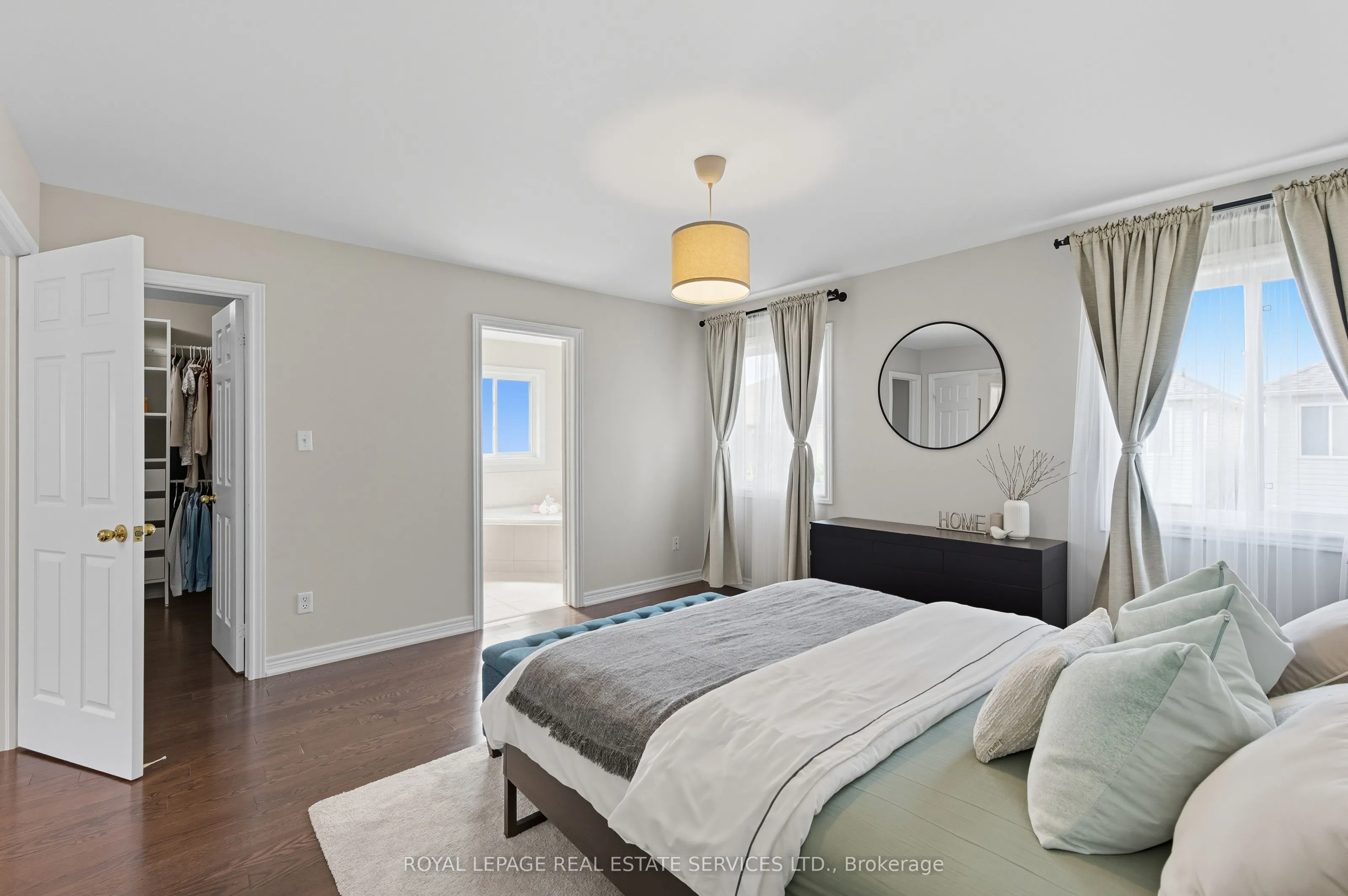 1213 Bonin Crescent