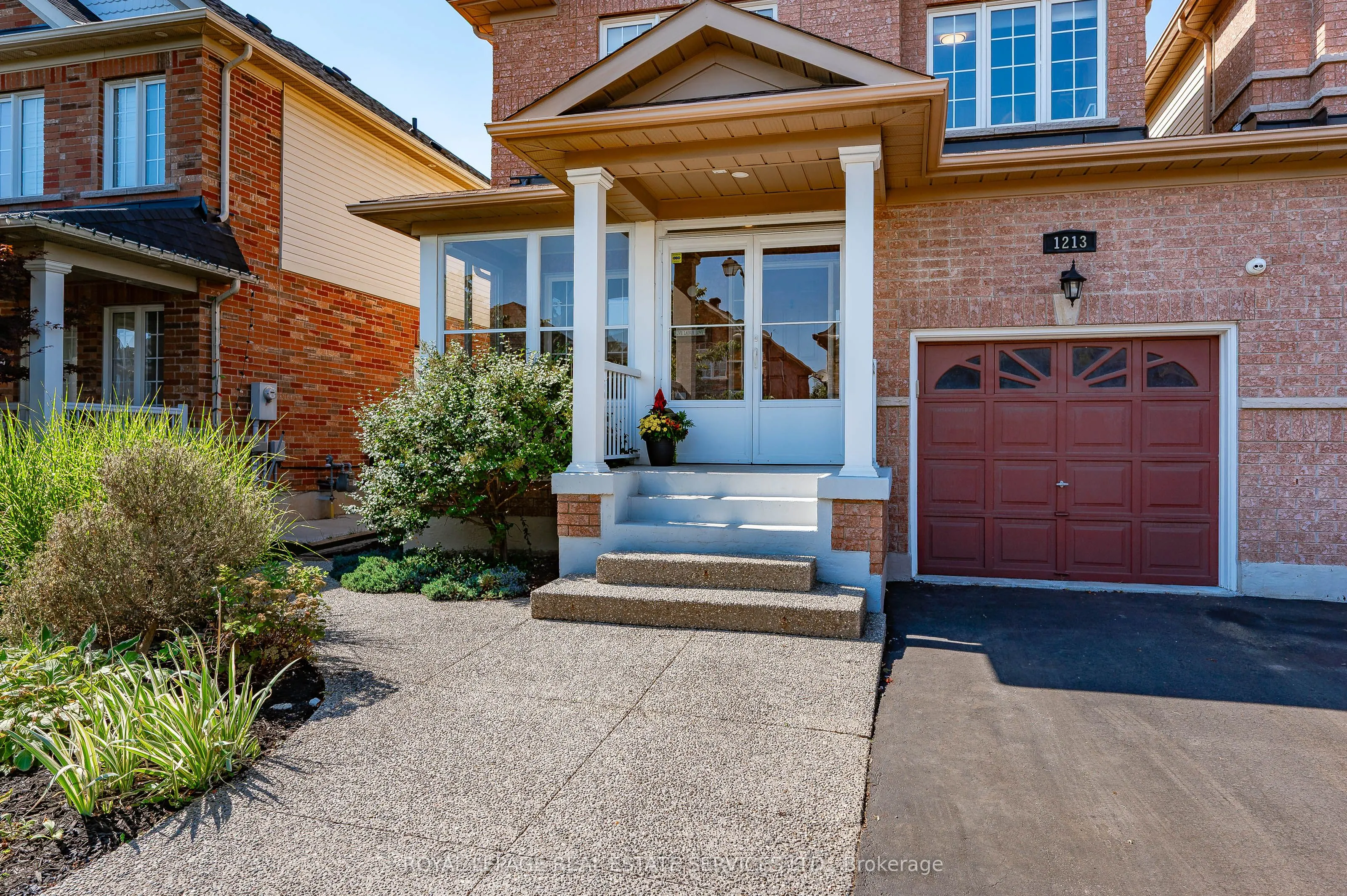 1213 Bonin Crescent