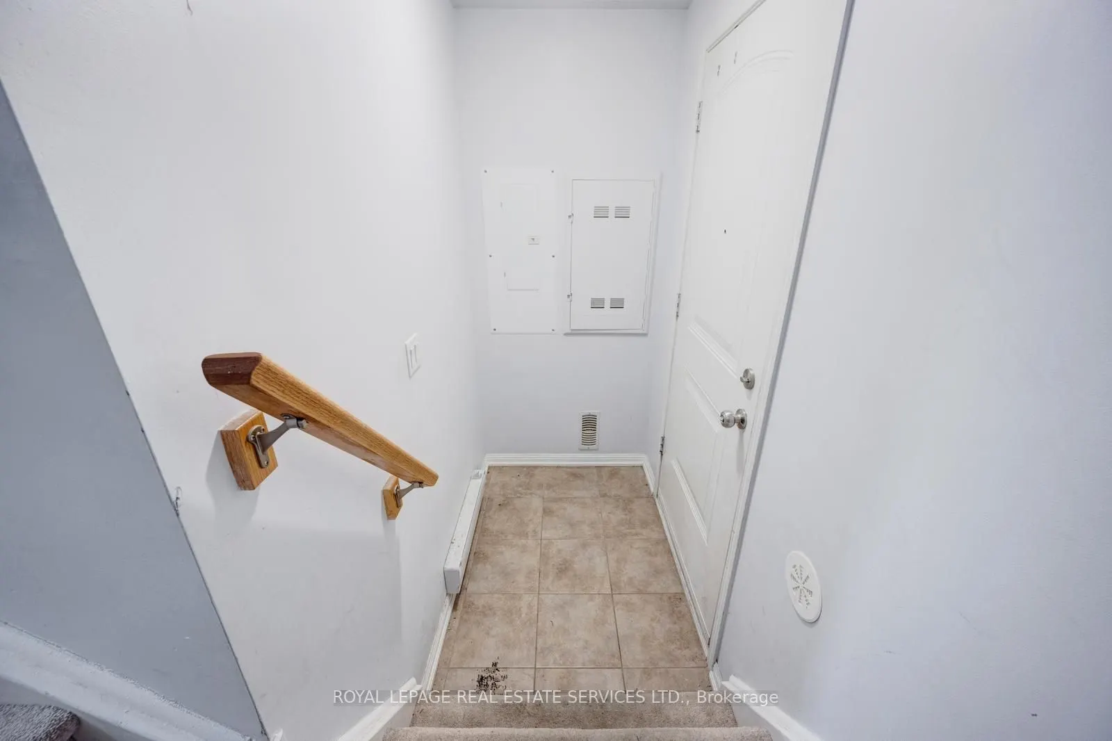 3185 Boxford Crescent, #7
