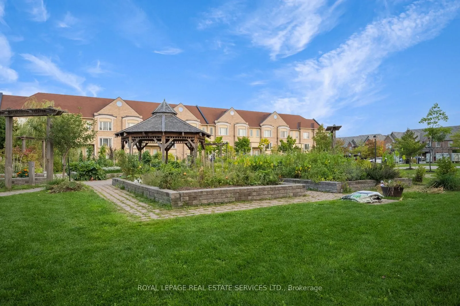 3185 Boxford Crescent, #7