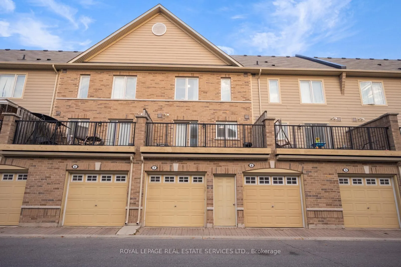3185 Boxford Crescent, #7
