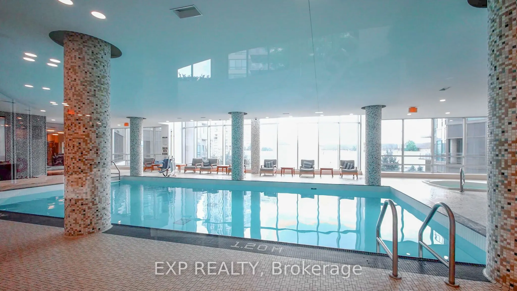 2240 Lake Shore Boulevard W, #319