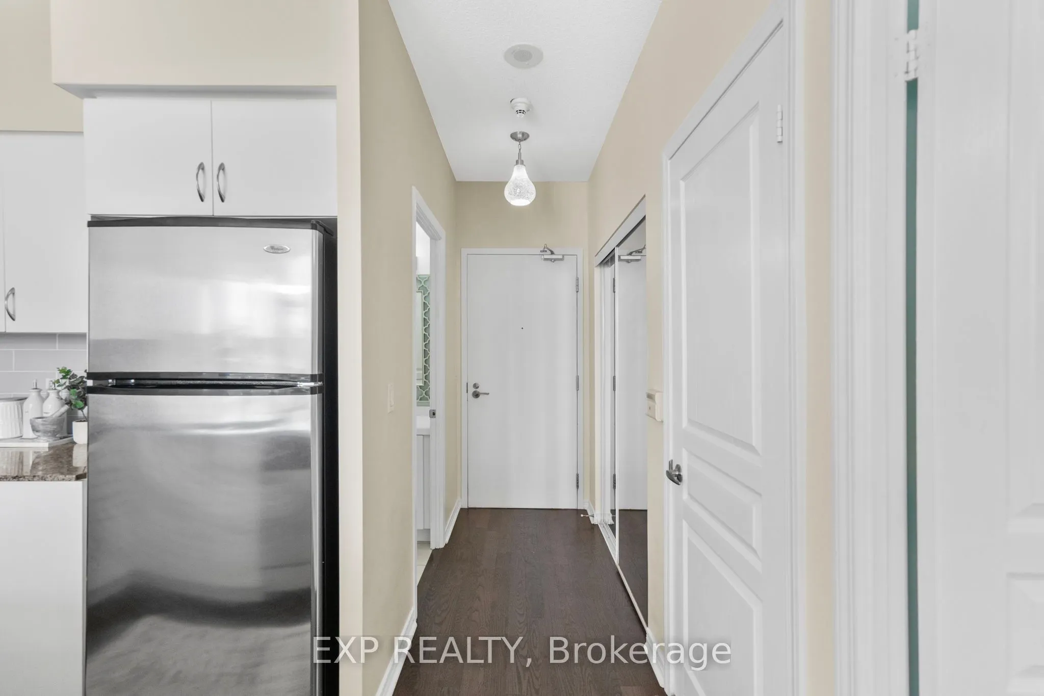 2240 Lake Shore Boulevard W, #319