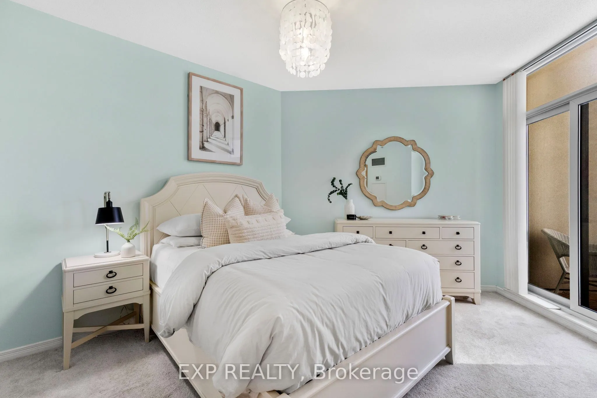 2240 Lake Shore Boulevard W, #319