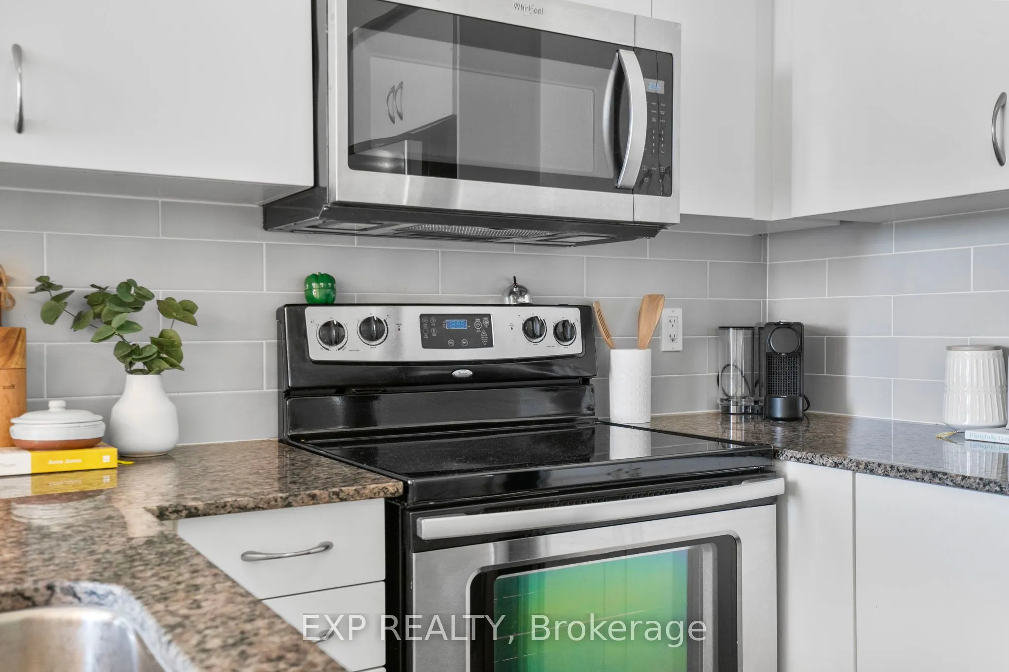 2240 Lake Shore Boulevard W, #319