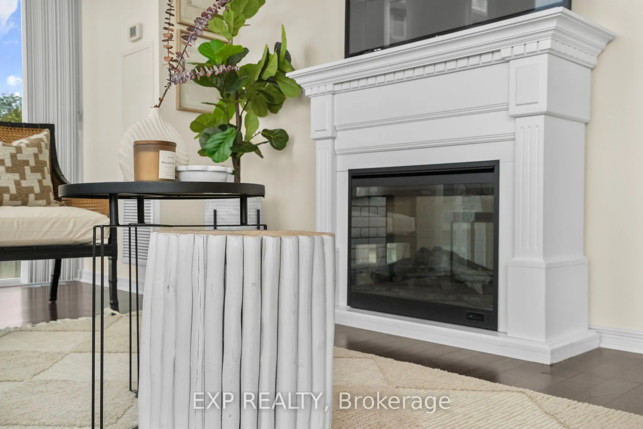 2240 Lake Shore Boulevard W, #319