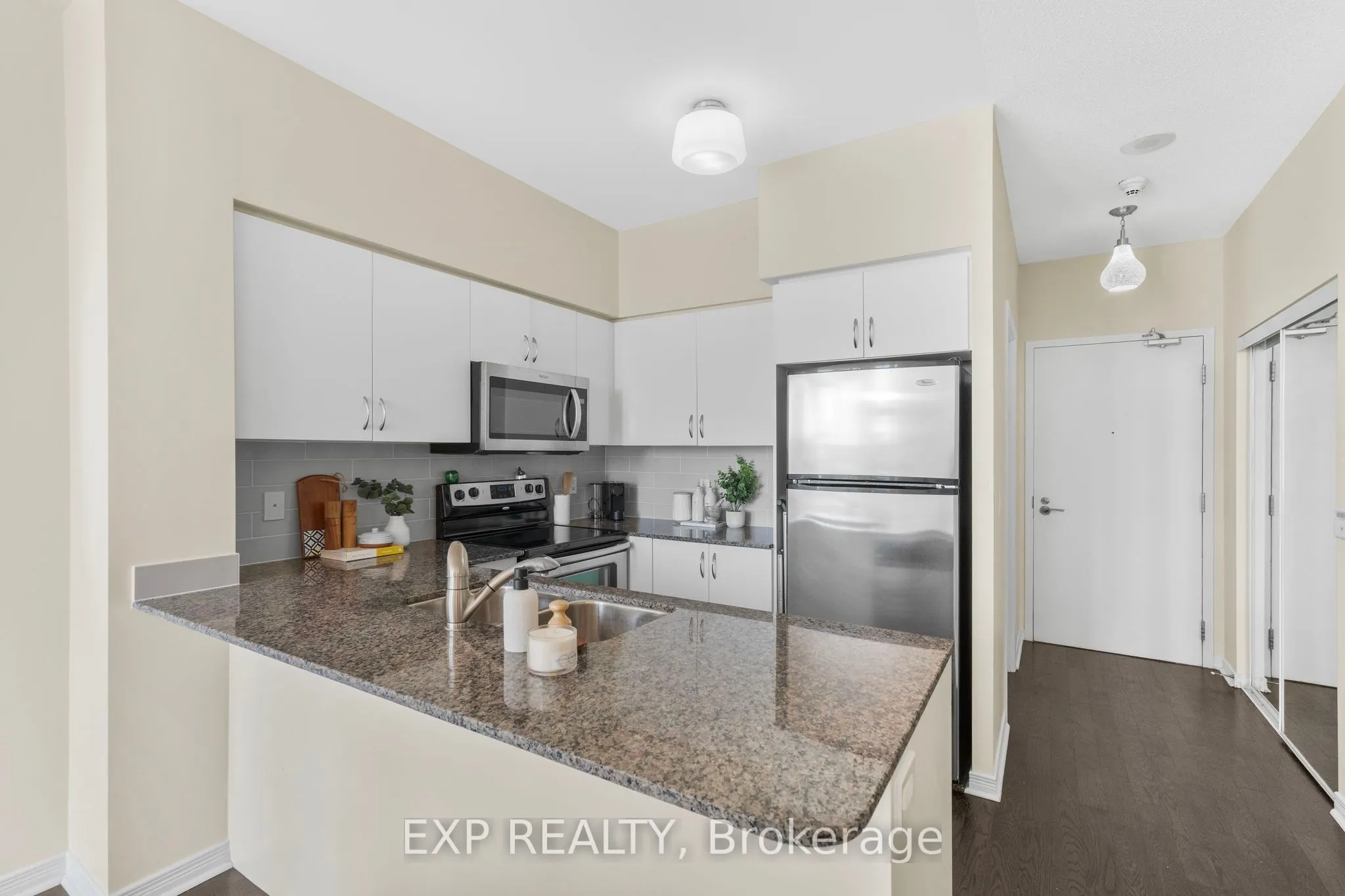 2240 Lake Shore Boulevard W, #319