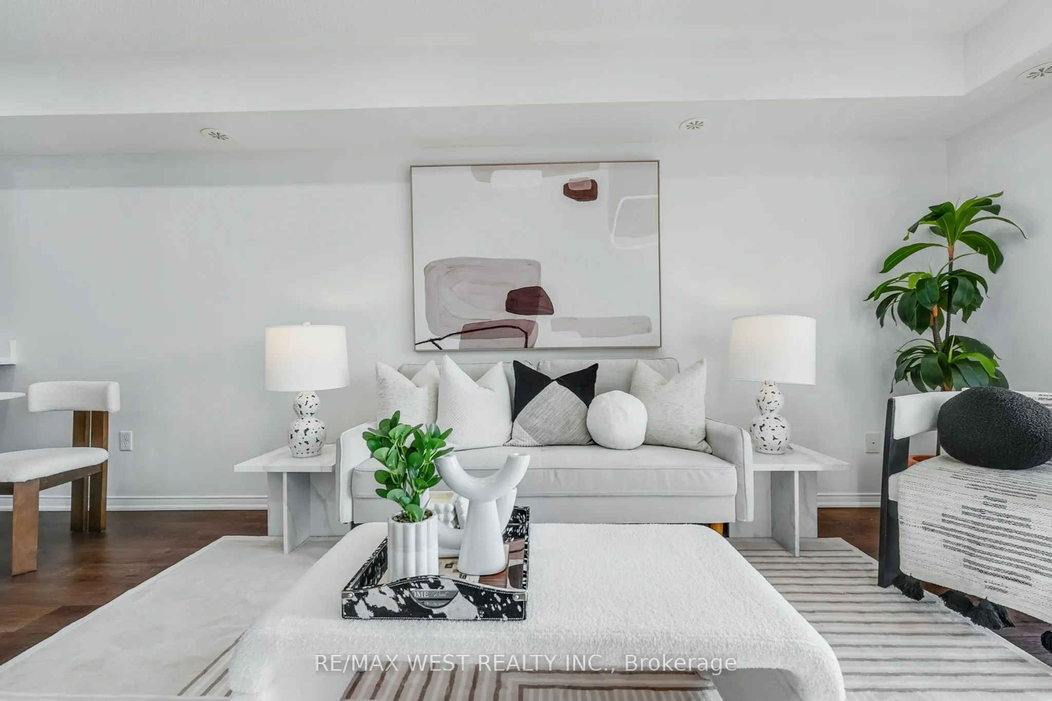 15 Hays Boulevard, #12