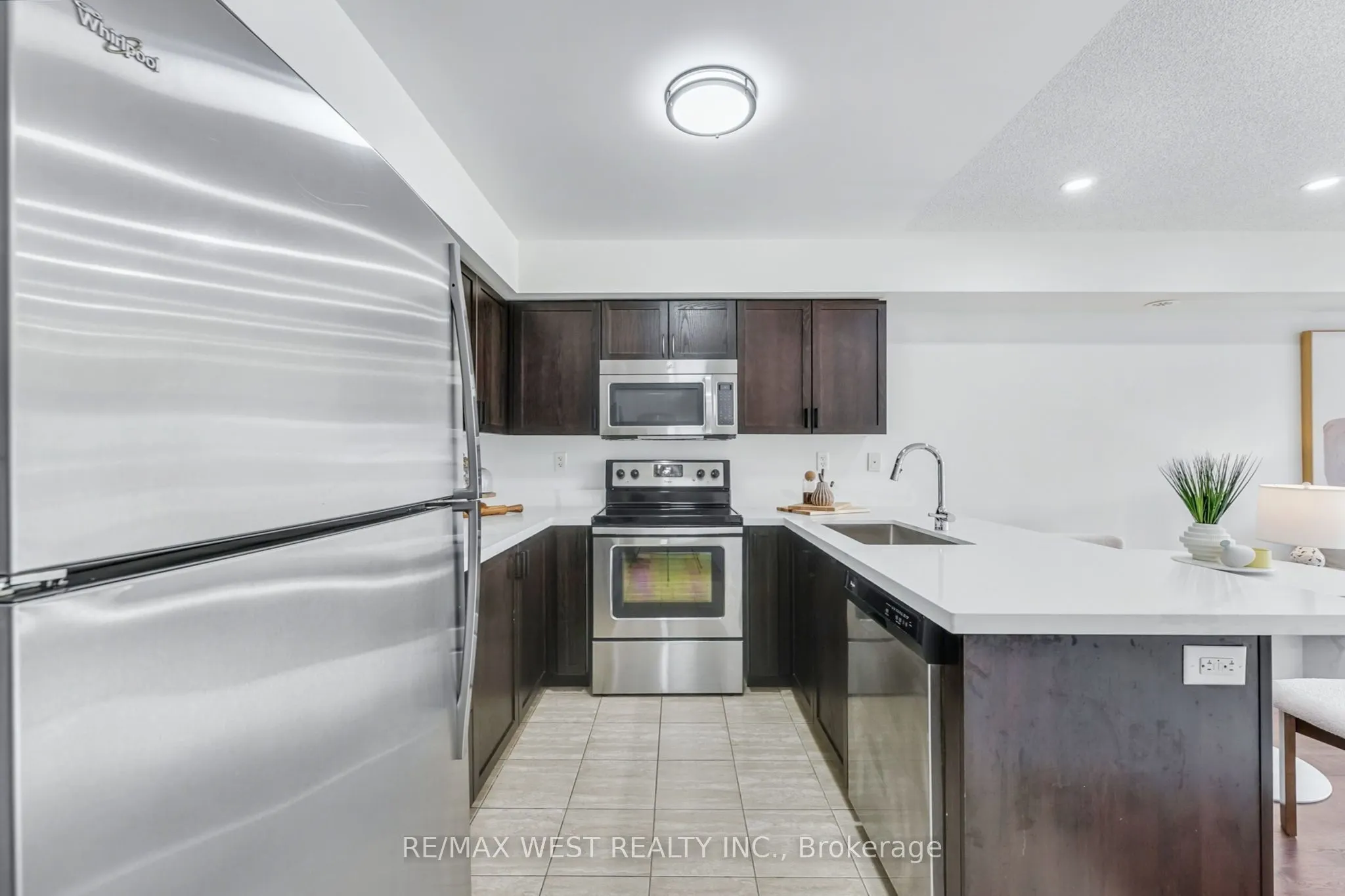 15 Hays Boulevard, #12