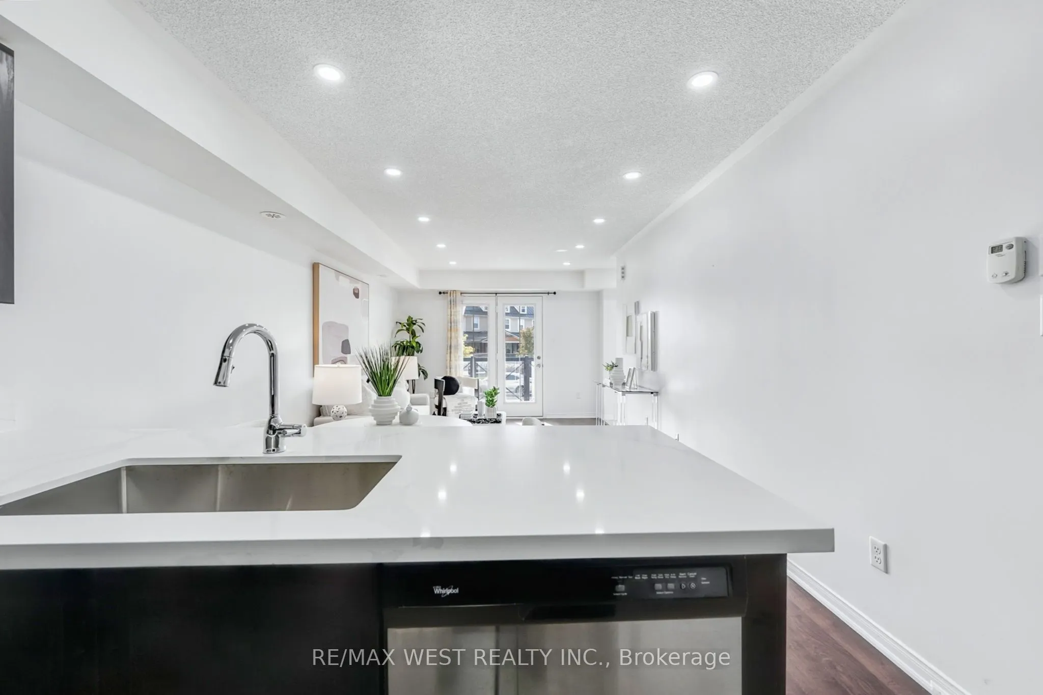 15 Hays Boulevard, #12