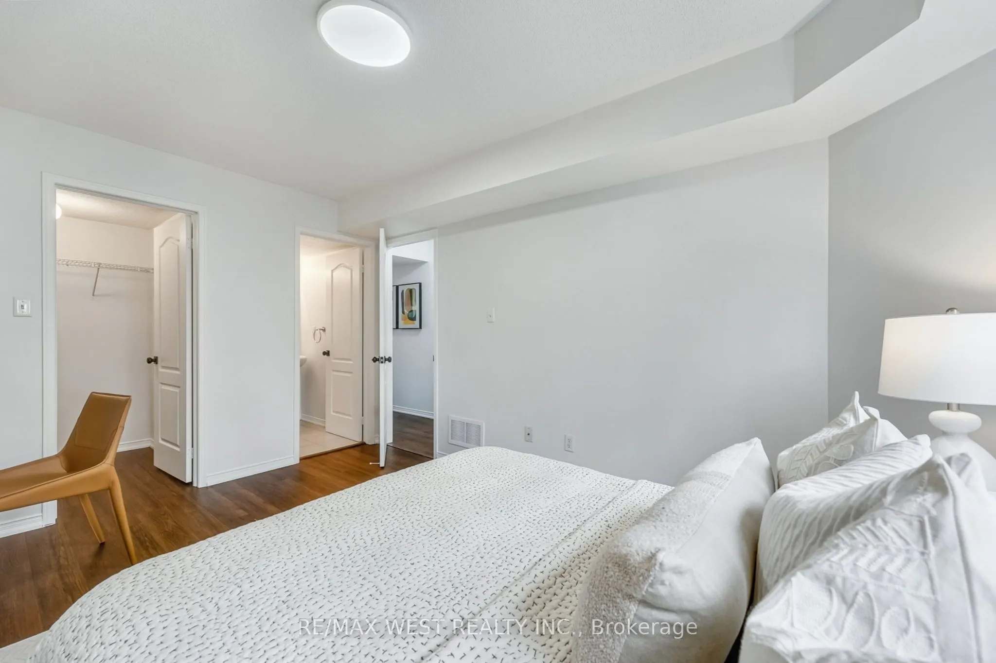 15 Hays Boulevard, #12