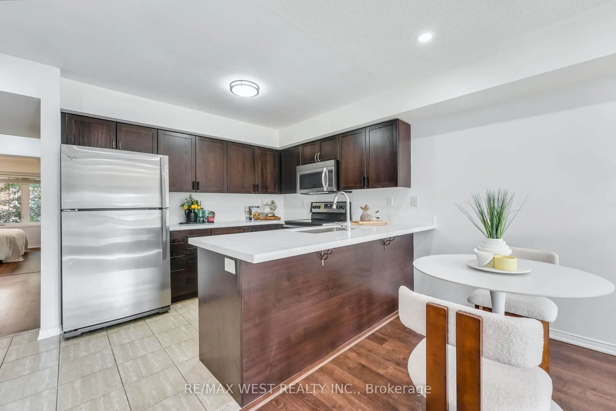 15 Hays Boulevard, #12