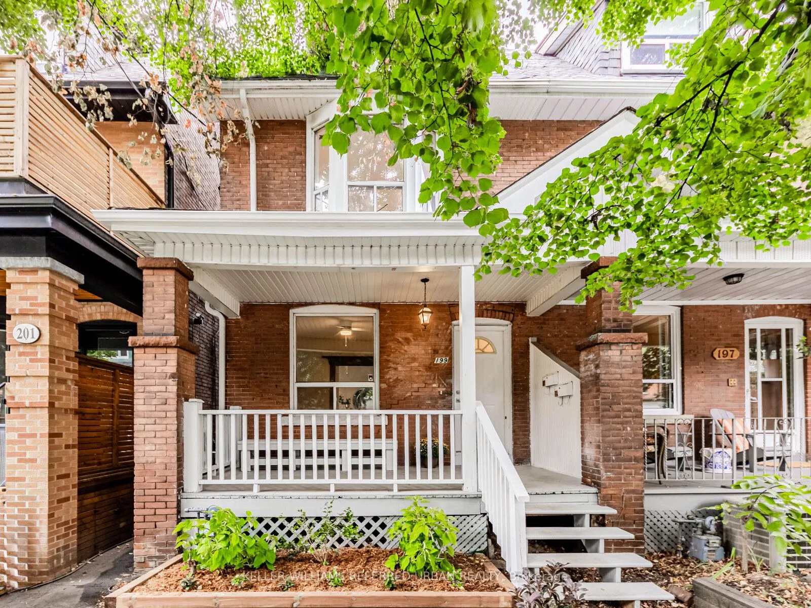 199 Indian Road Crescent