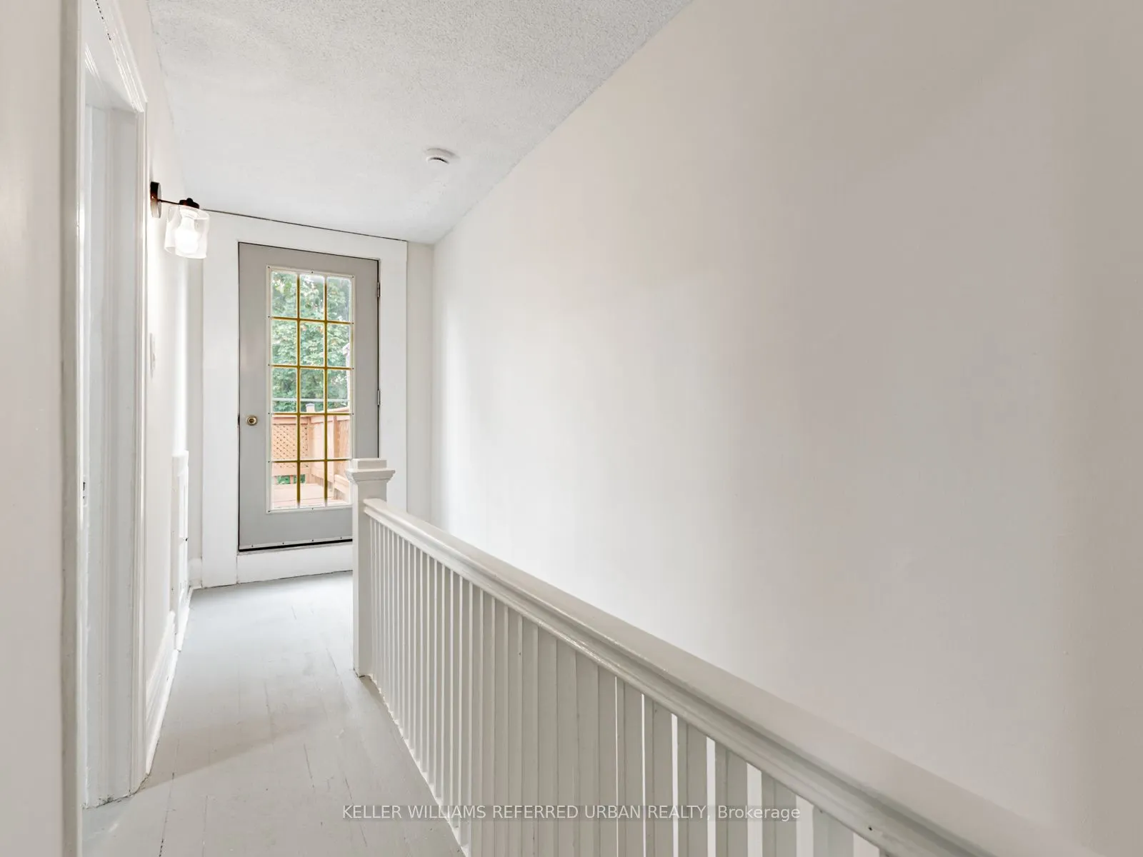 199 Indian Road Crescent