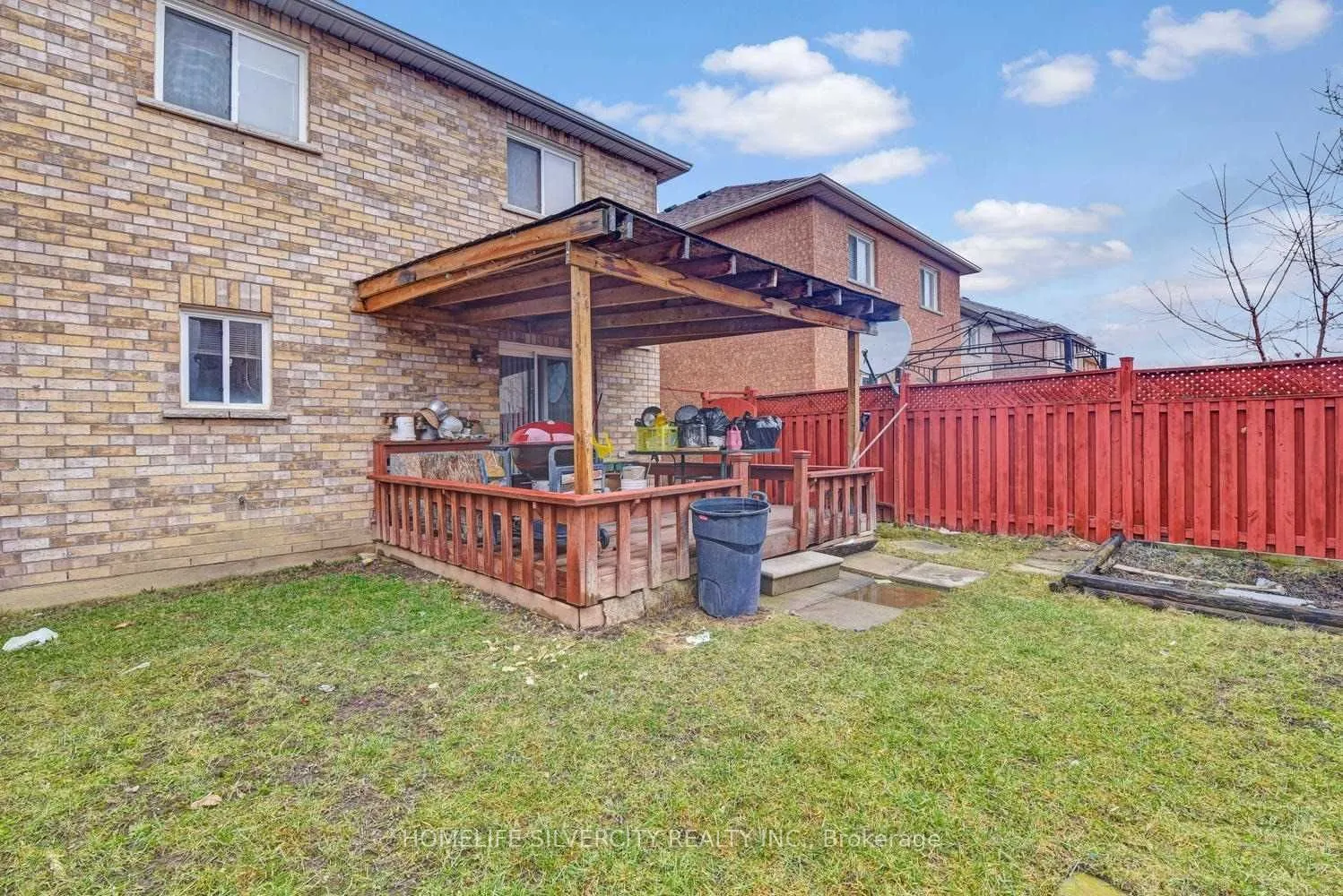 10 Trevino Crescent