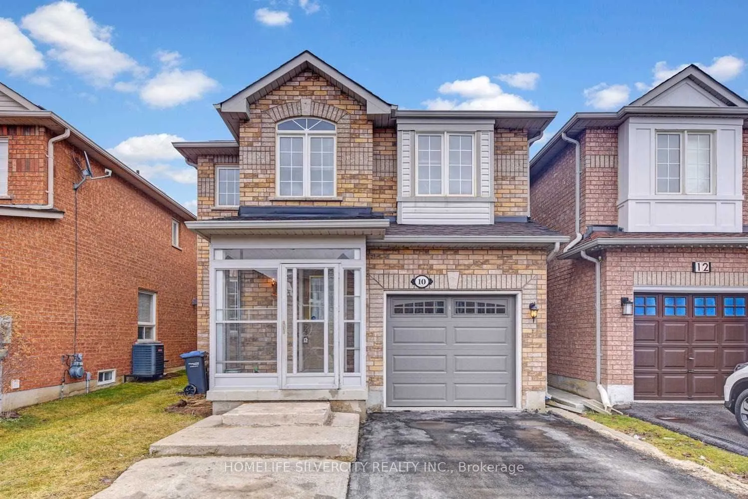 10 Trevino Crescent
