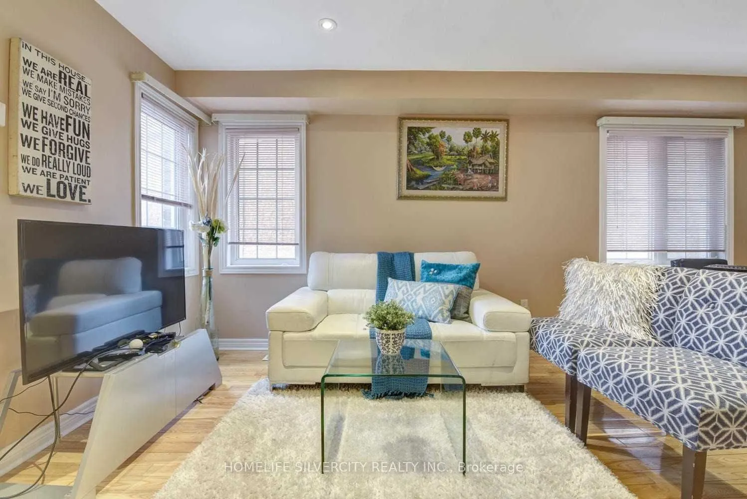 10 Trevino Crescent