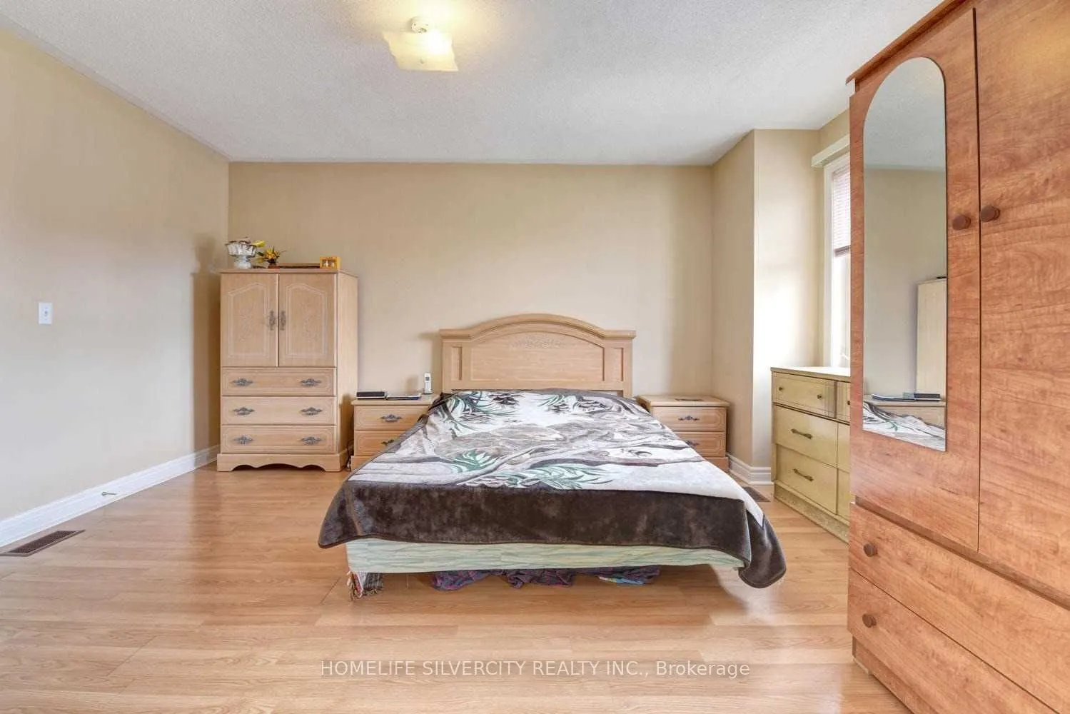 10 Trevino Crescent
