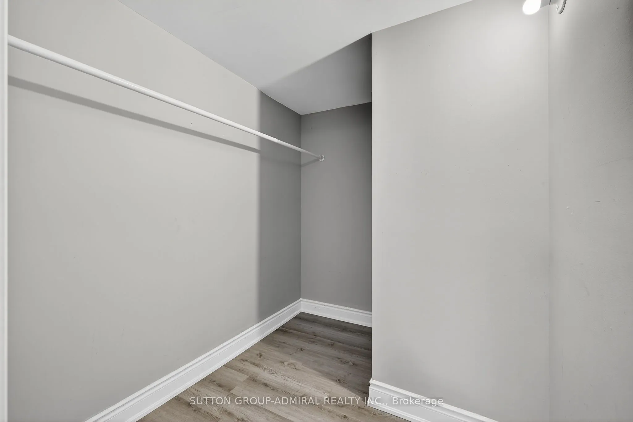 34 Knox Avenue