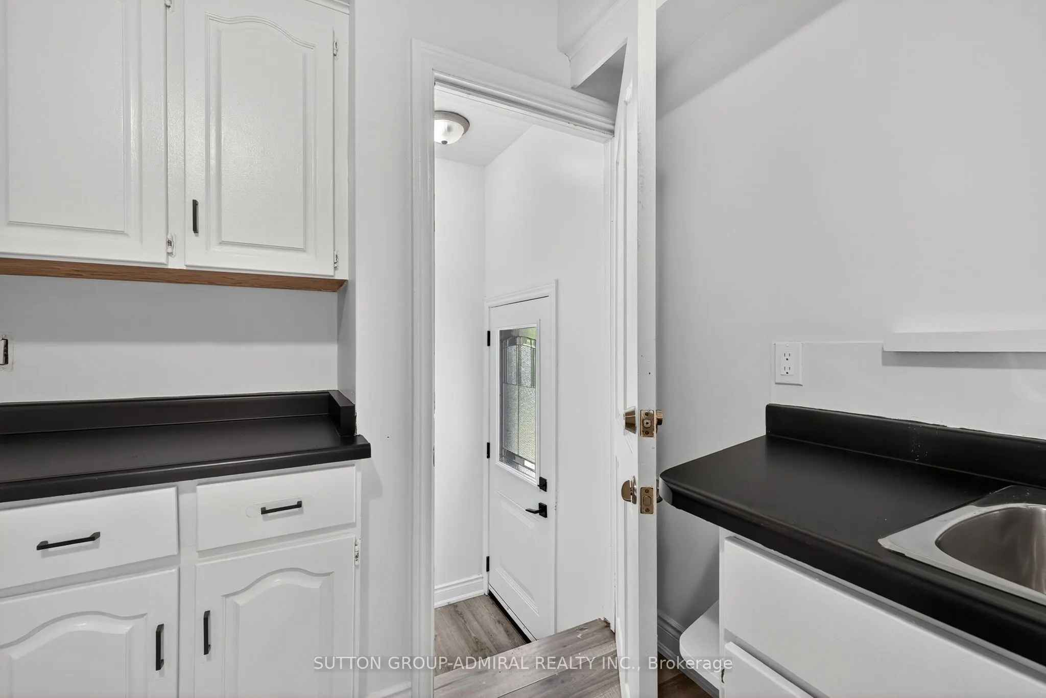34 Knox Avenue