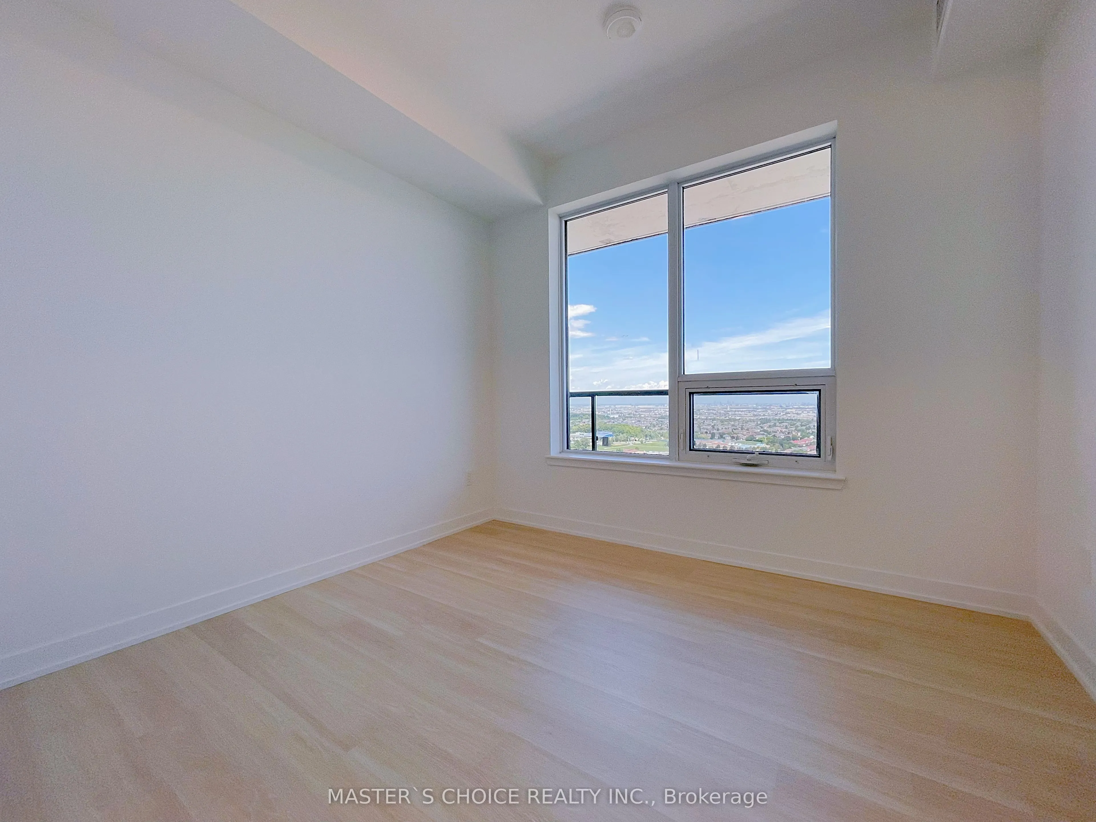 5105 Hurontario Street, #2002
