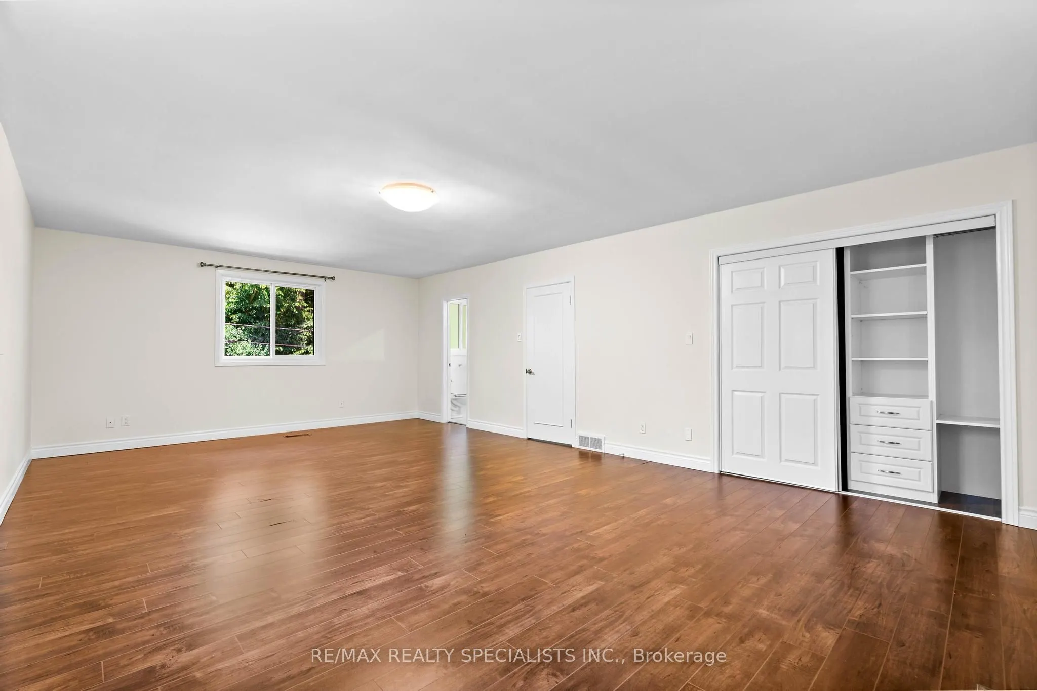 145 Wolfdale Avenue