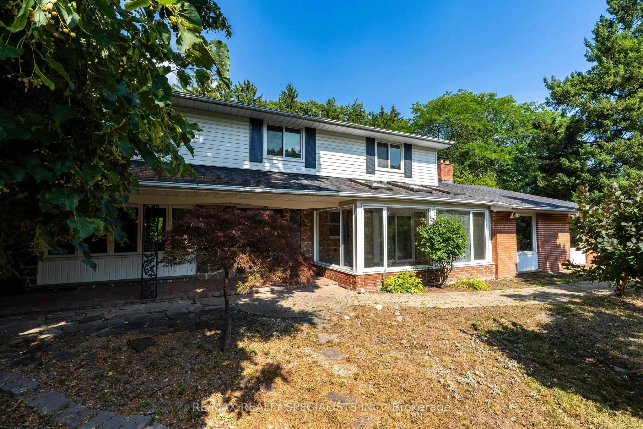 145 Wolfdale Avenue