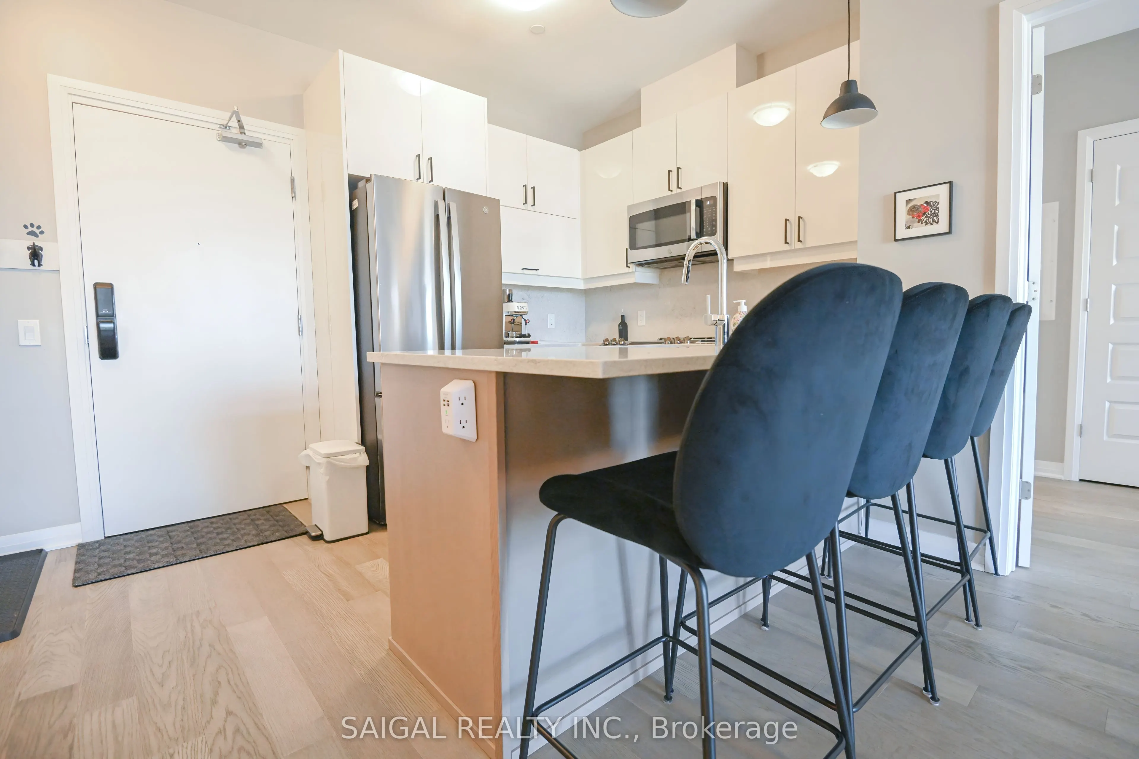 460 Gordon Krantz Avenue, #306