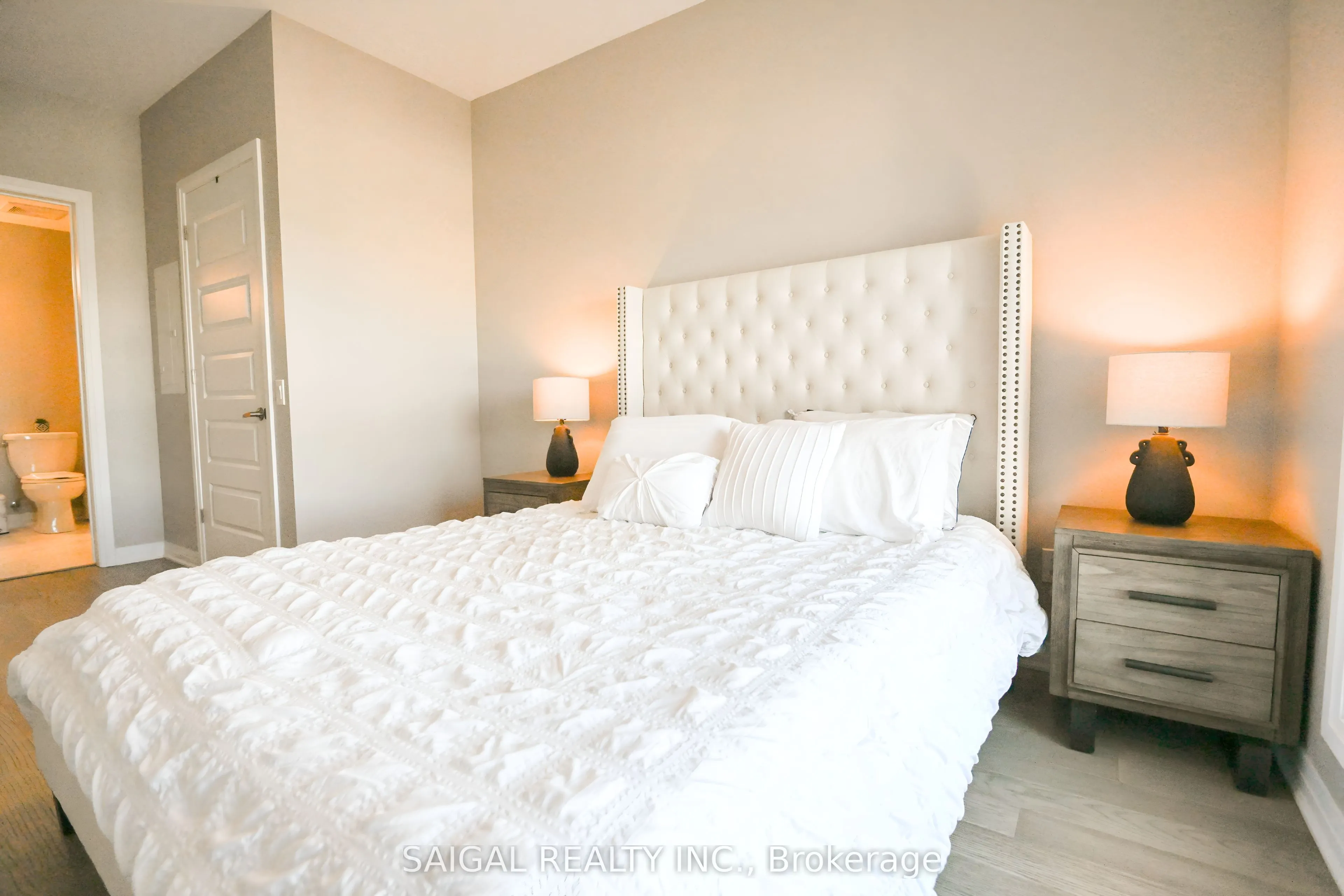 460 Gordon Krantz Avenue, #306