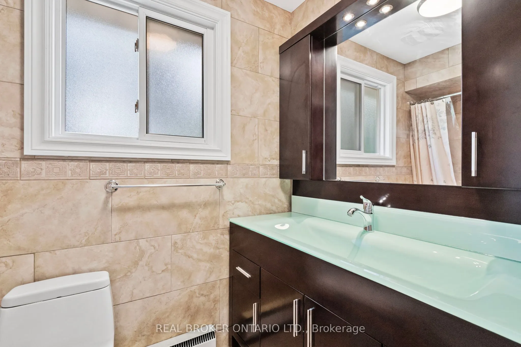 841 Fletcher Valley Crescent