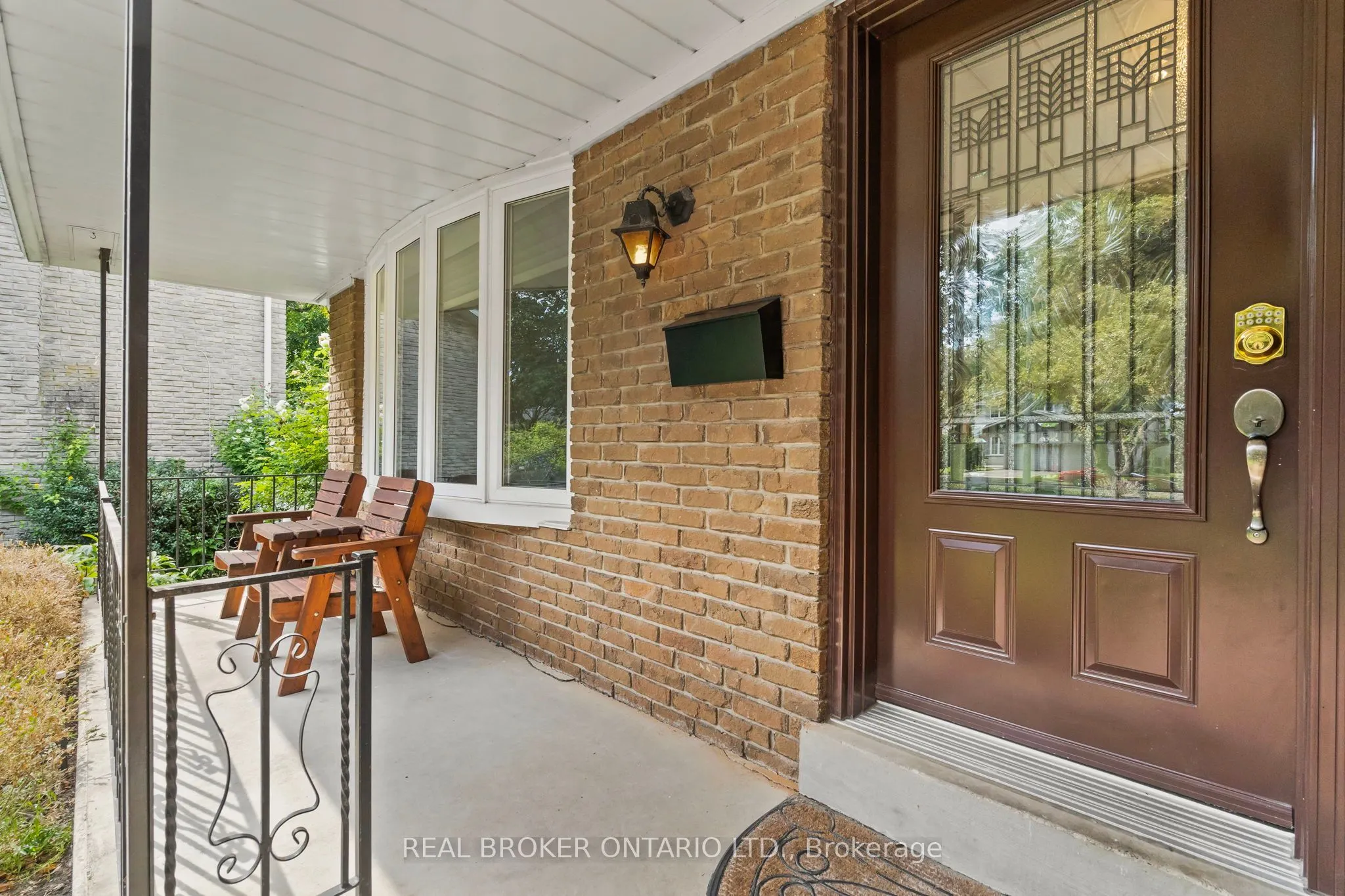 841 Fletcher Valley Crescent