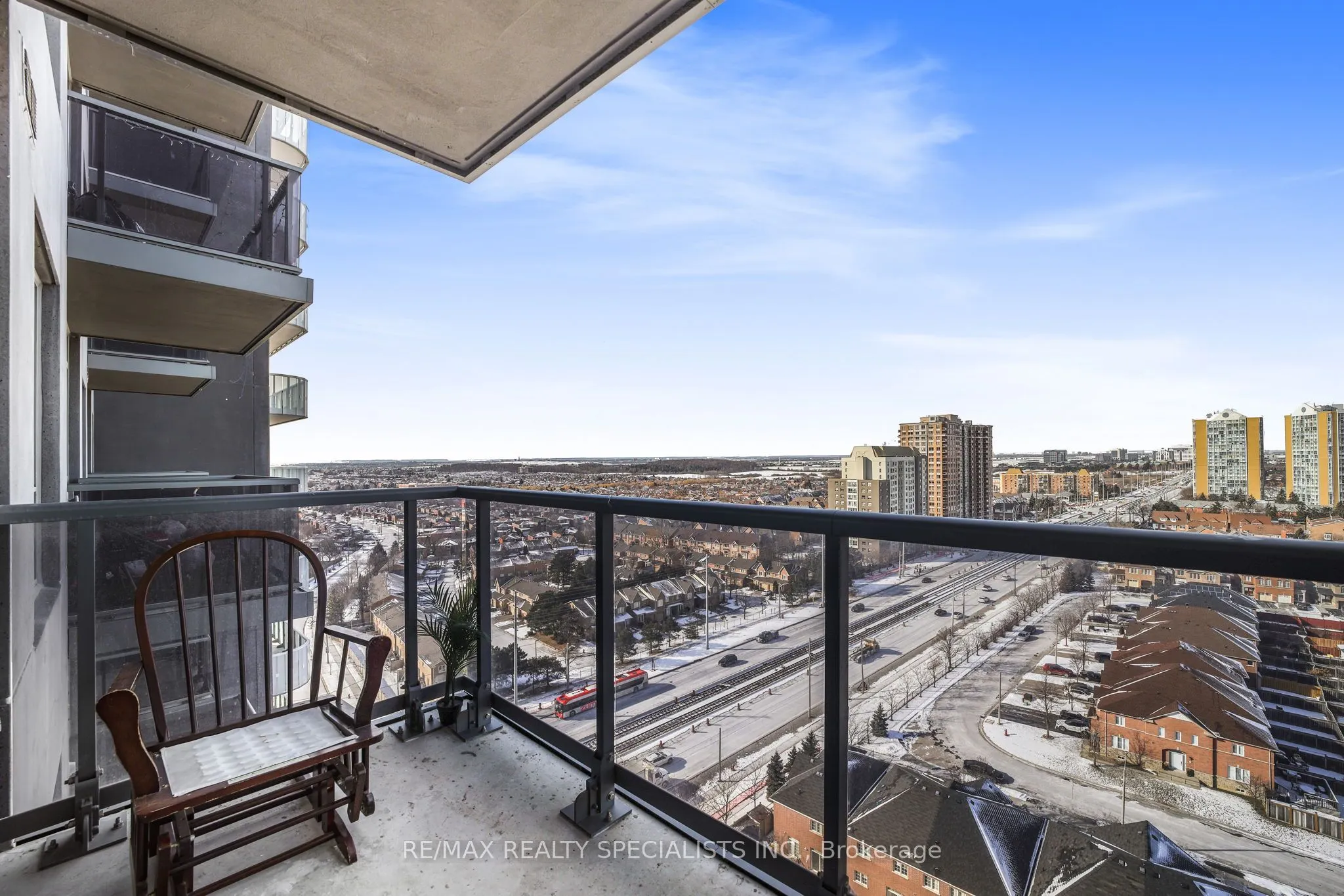 8 Nahani Way, #1702