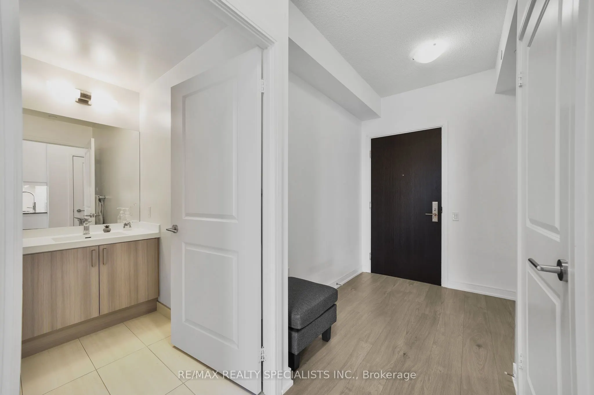 8 Nahani Way, #1702