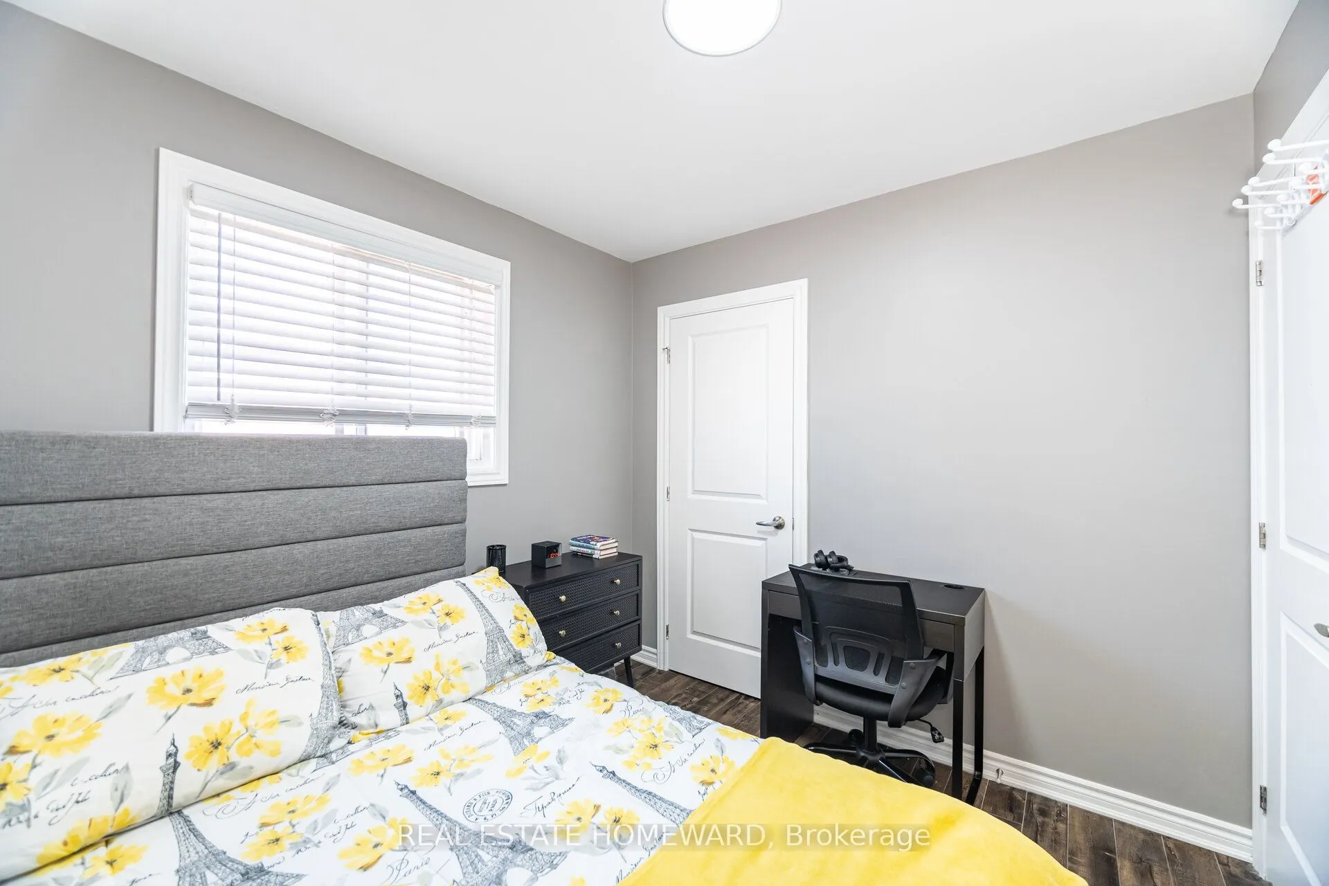 309 Royal Salisbury Way