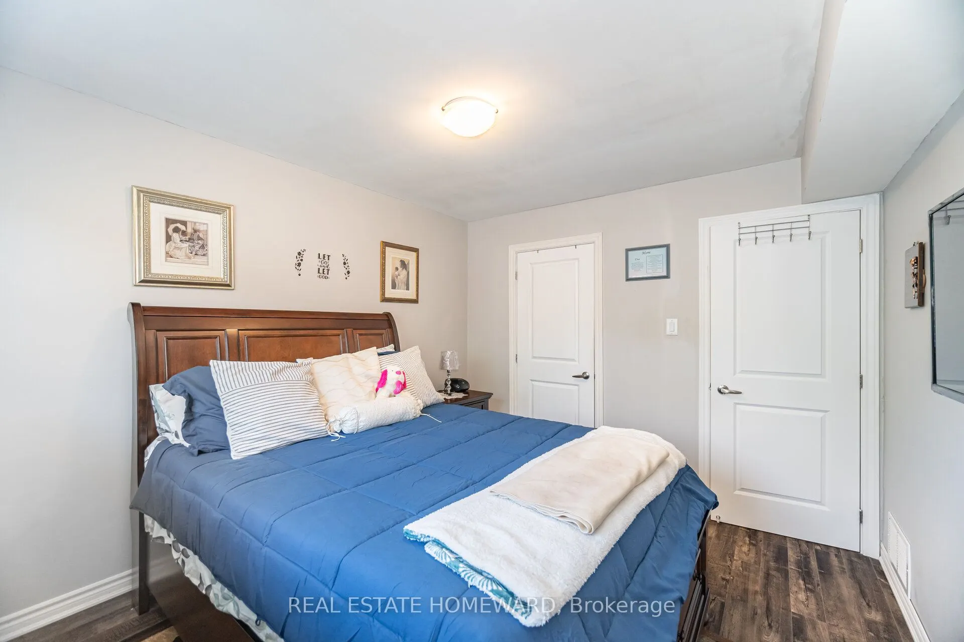 309 Royal Salisbury Way